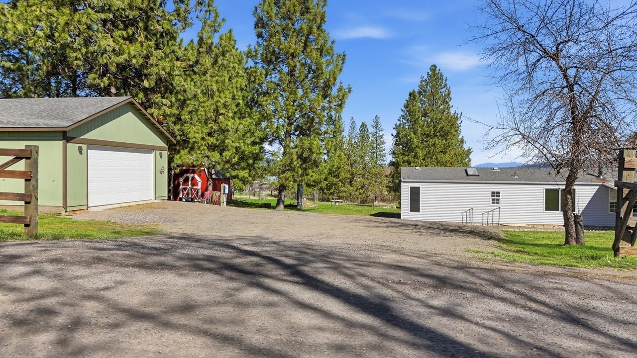 12315 E Connor Rd - Photo 1