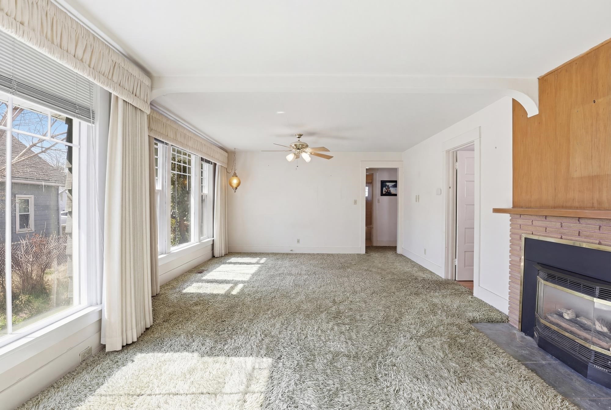 4123 N Adams St - Photo 4