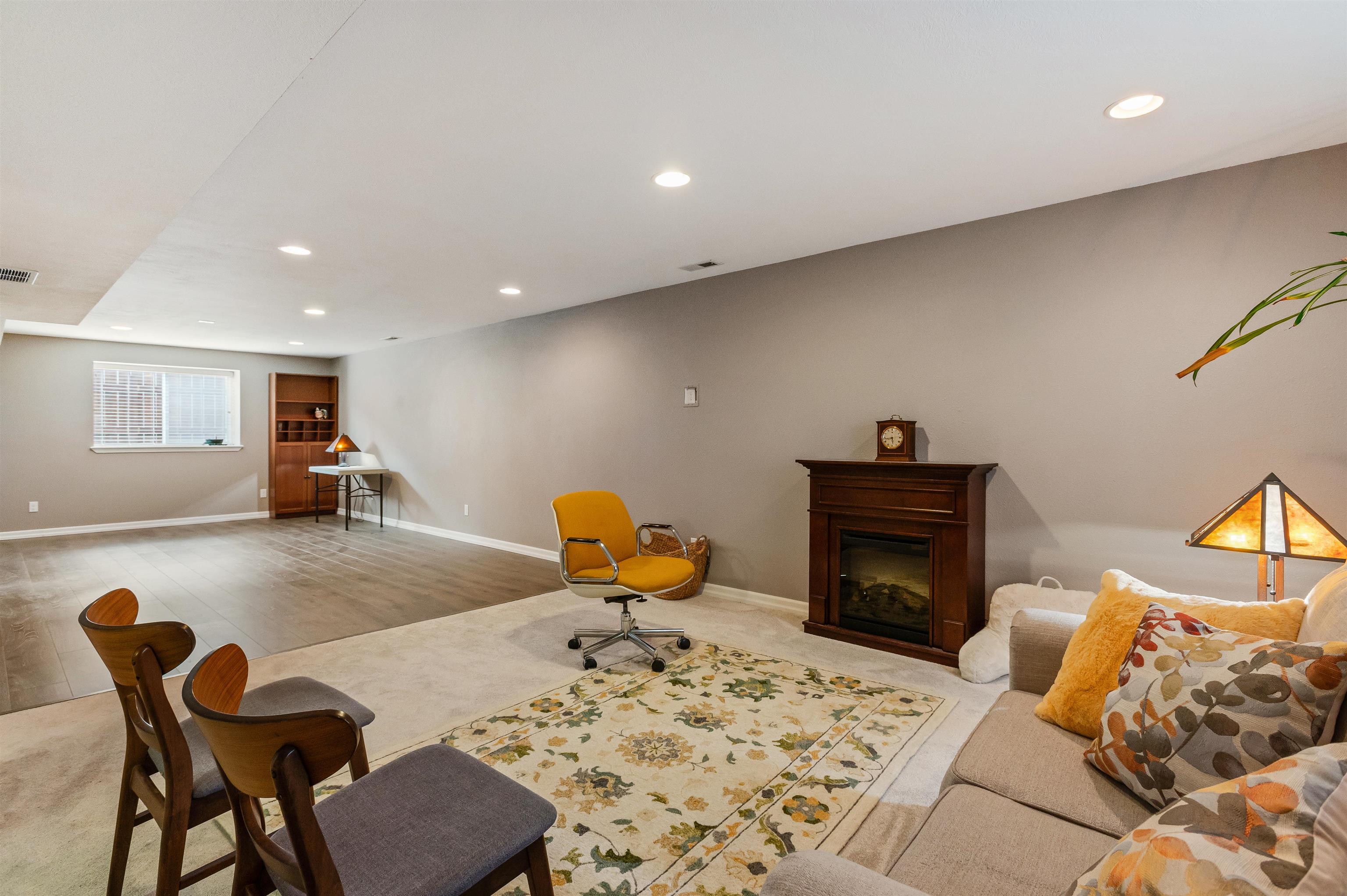 16609 N Columbus Dr - Photo 21