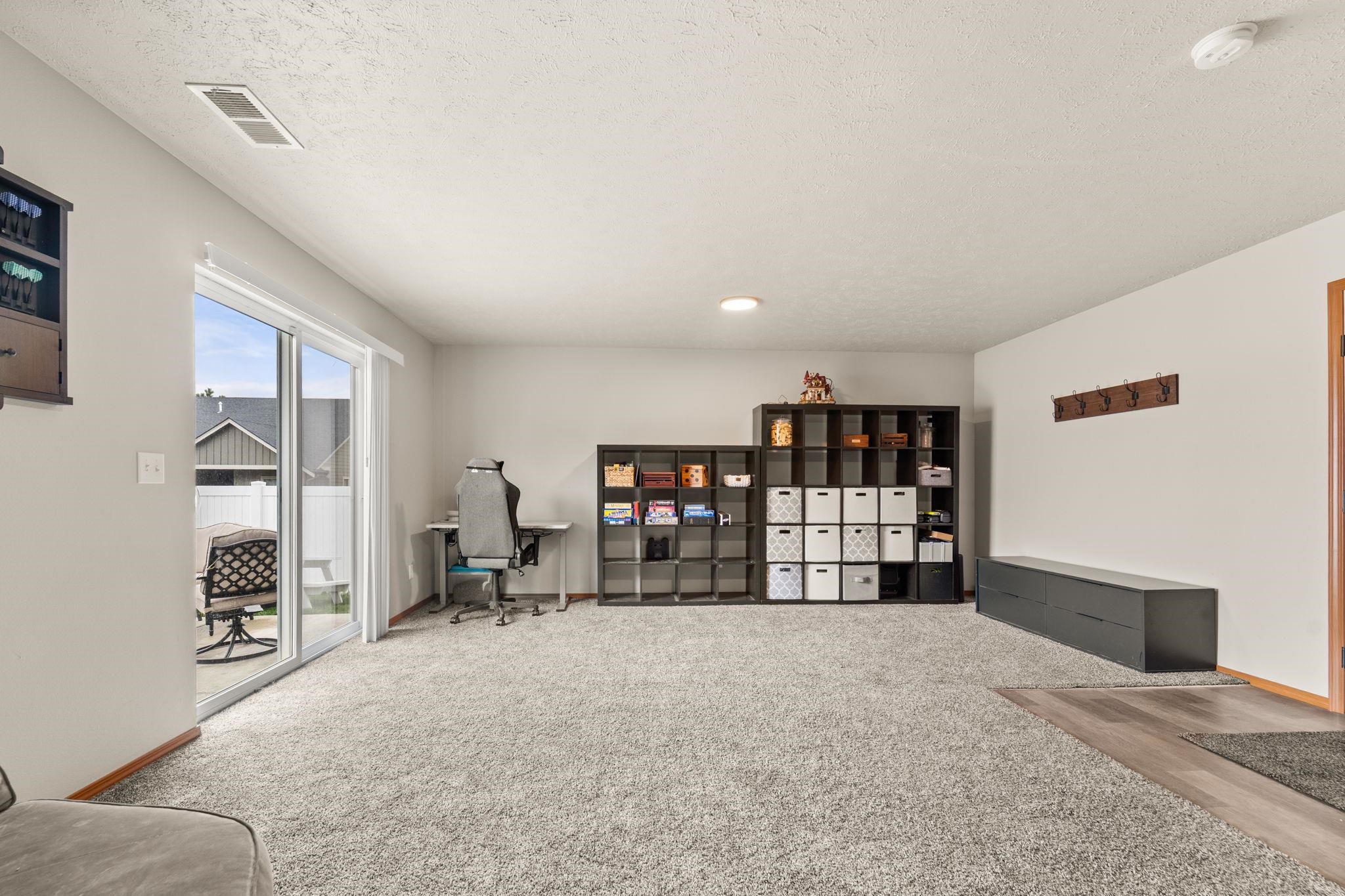 1316 S Pierce Rd - Photo 20