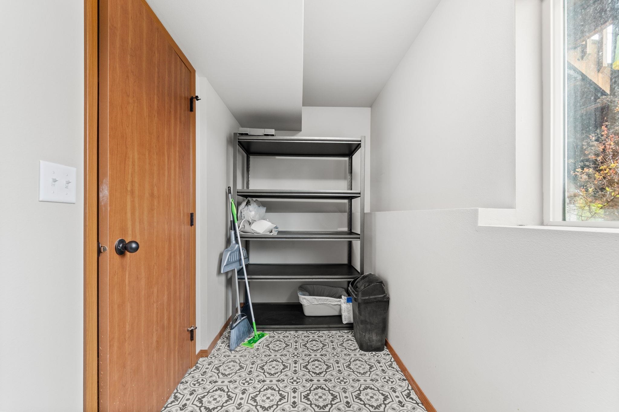 1316 S Pierce Rd - Photo 28