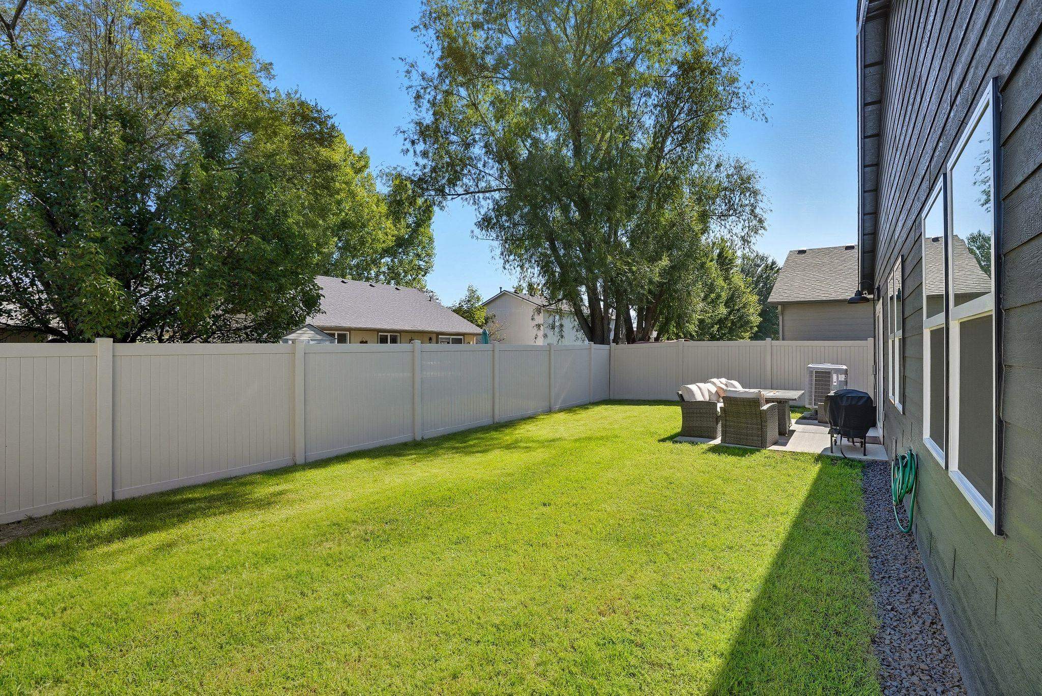 1916 N Drummond Ct - Photo 22