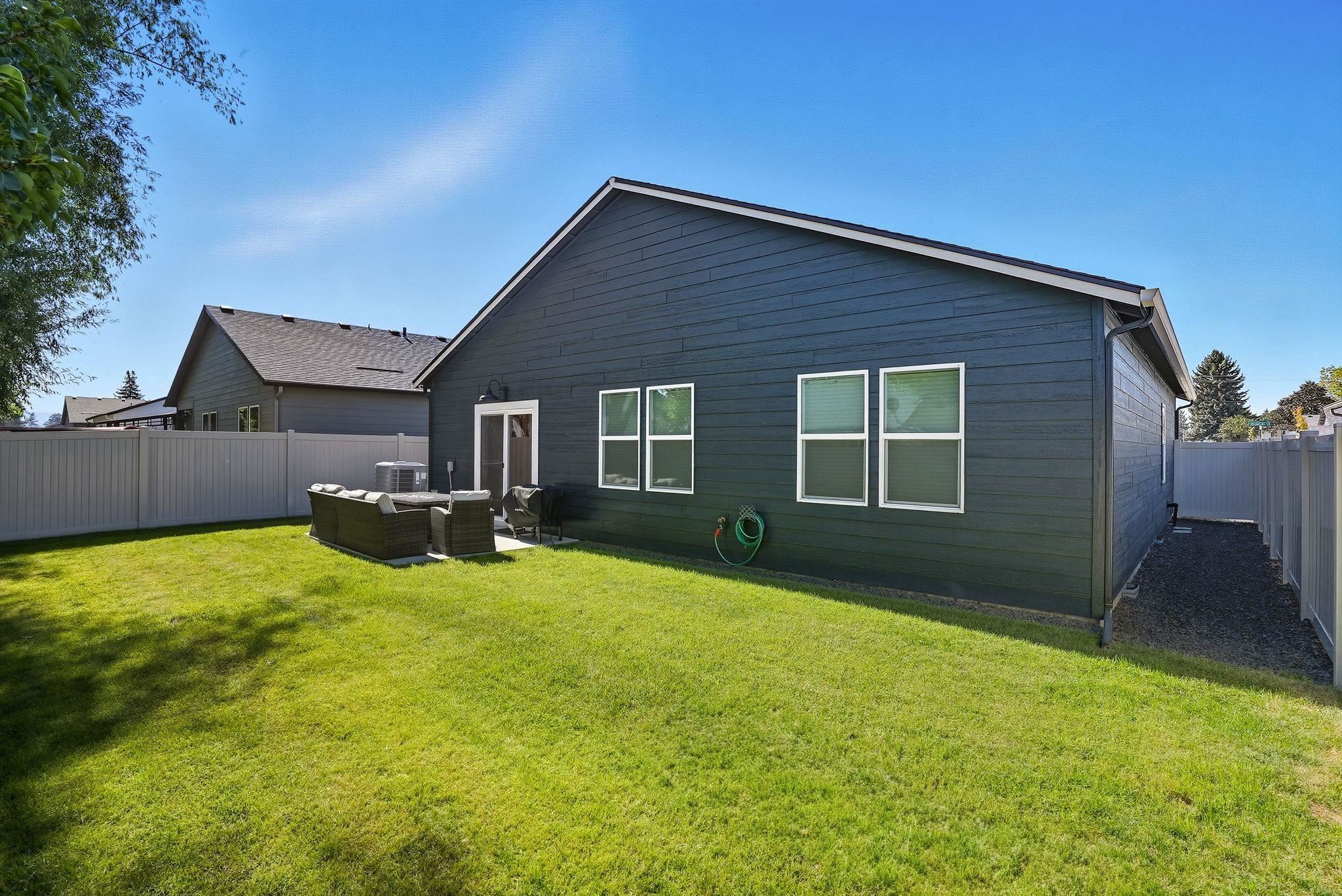 1916 N Drummond Ct - Photo 23