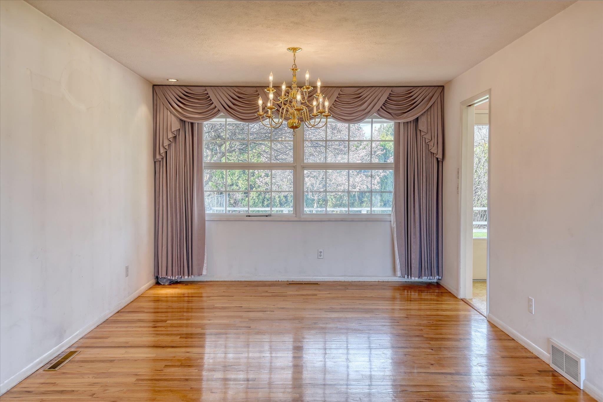 2016 W Courtland Ave - Photo 11
