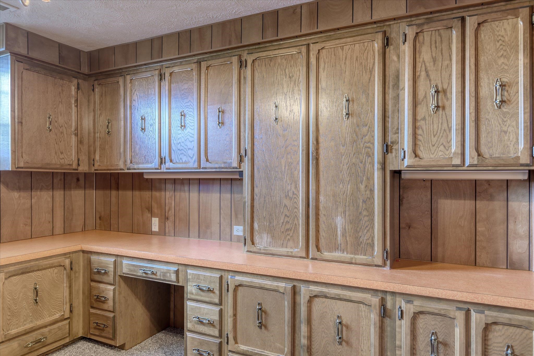 2016 W Courtland Ave - Photo 34