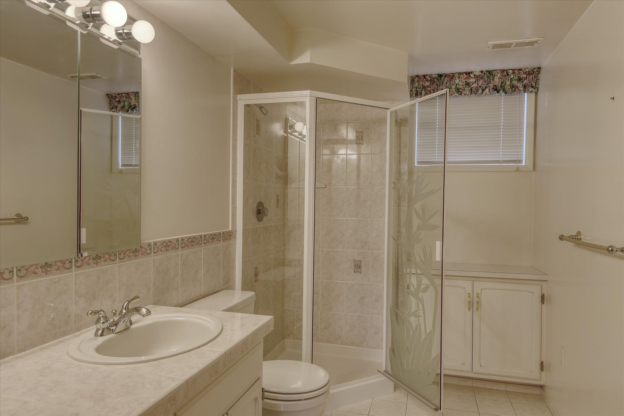 2016 W Courtland Ave - Photo 35