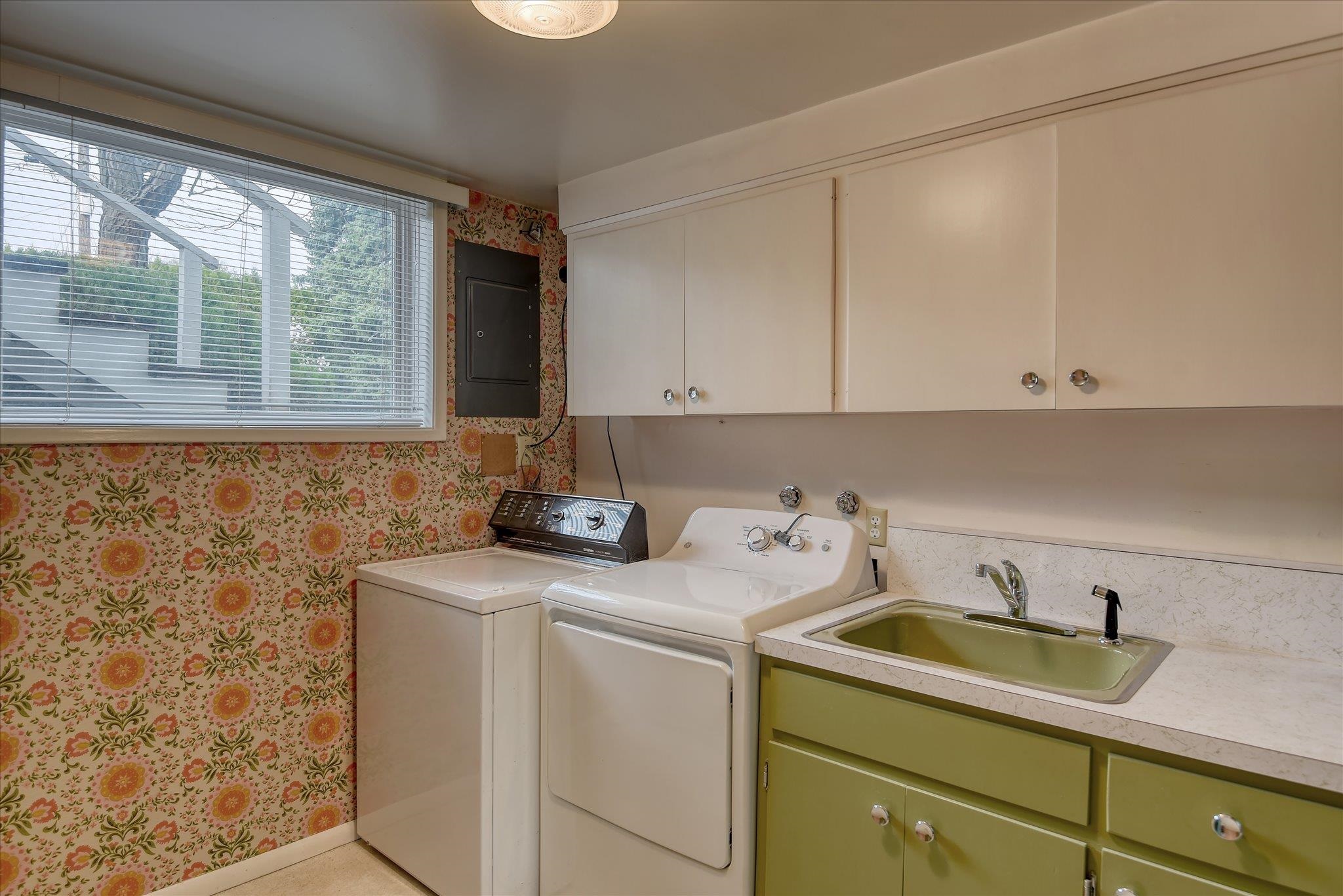 2016 W Courtland Ave - Photo 36