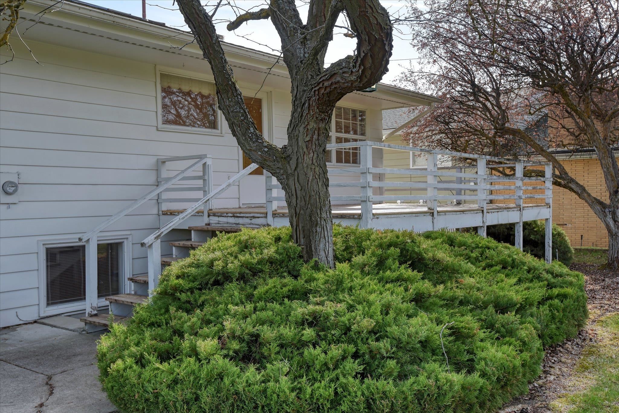 2016 W Courtland Ave - Photo 41