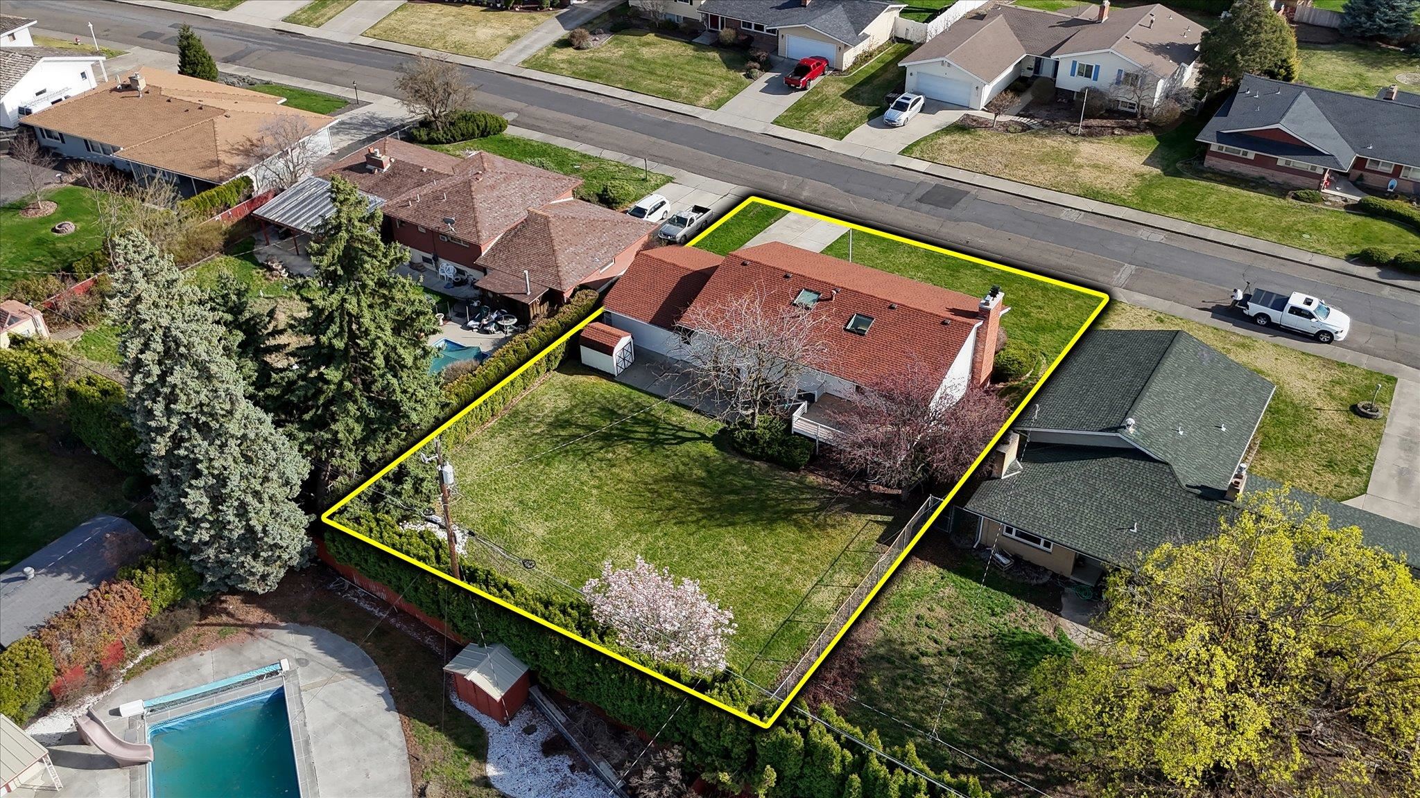 2016 W Courtland Ave - Photo 46