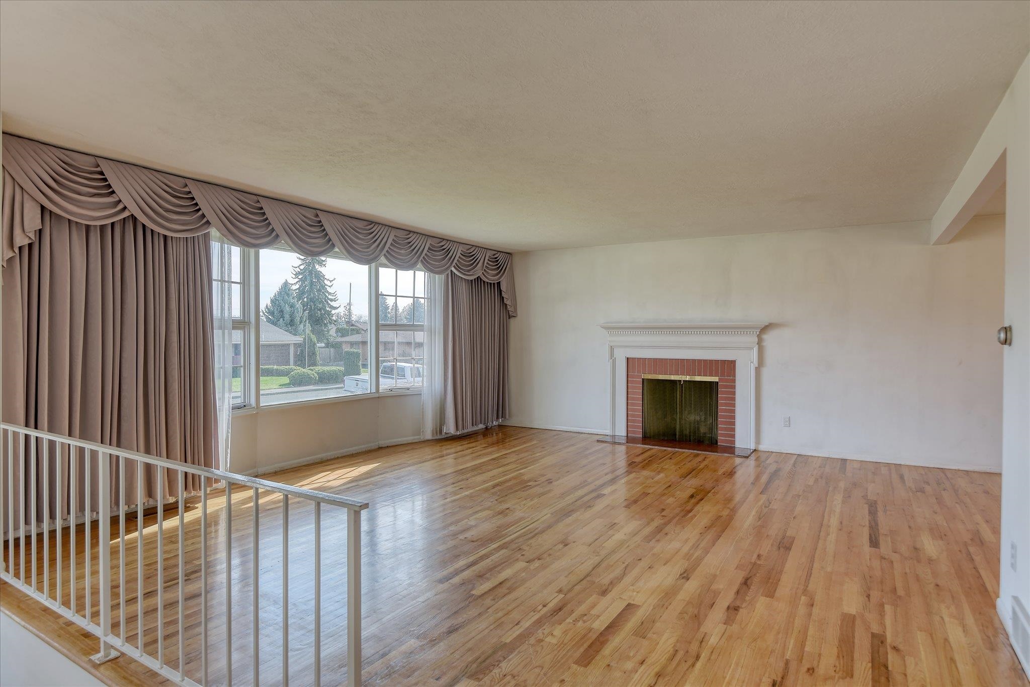 2016 W Courtland Ave - Photo 6