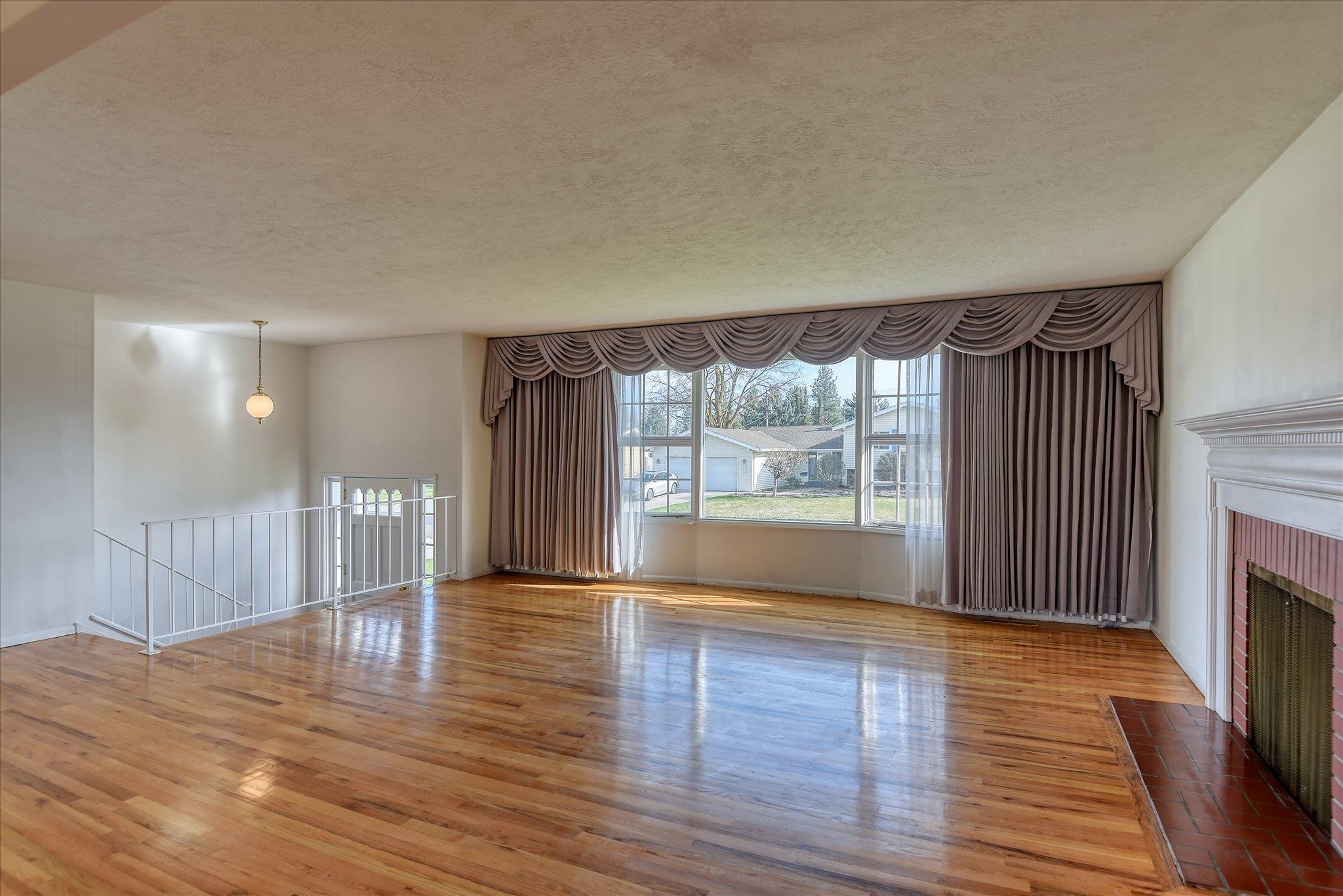 2016 W Courtland Ave - Photo 8