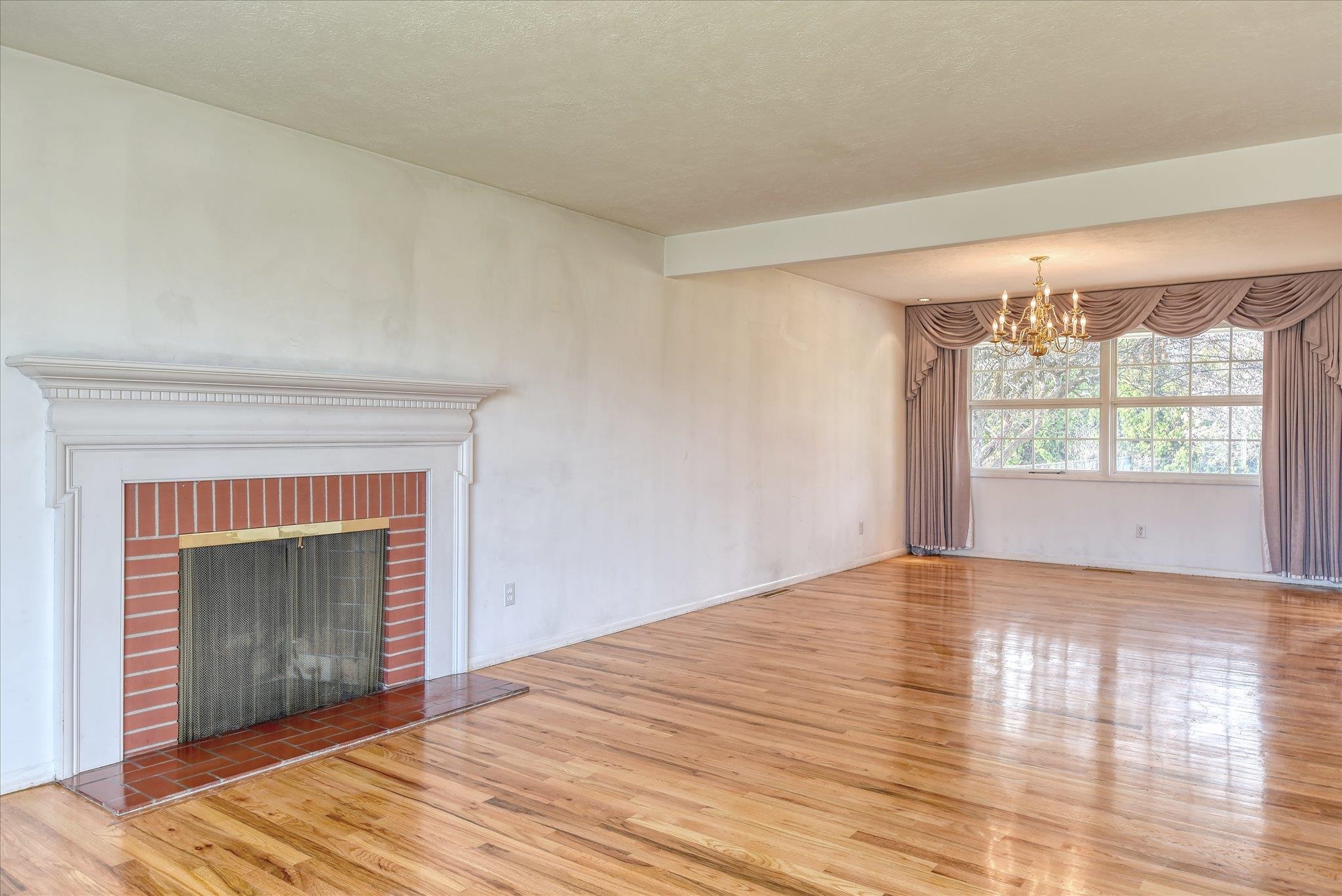 2016 W Courtland Ave - Photo 10