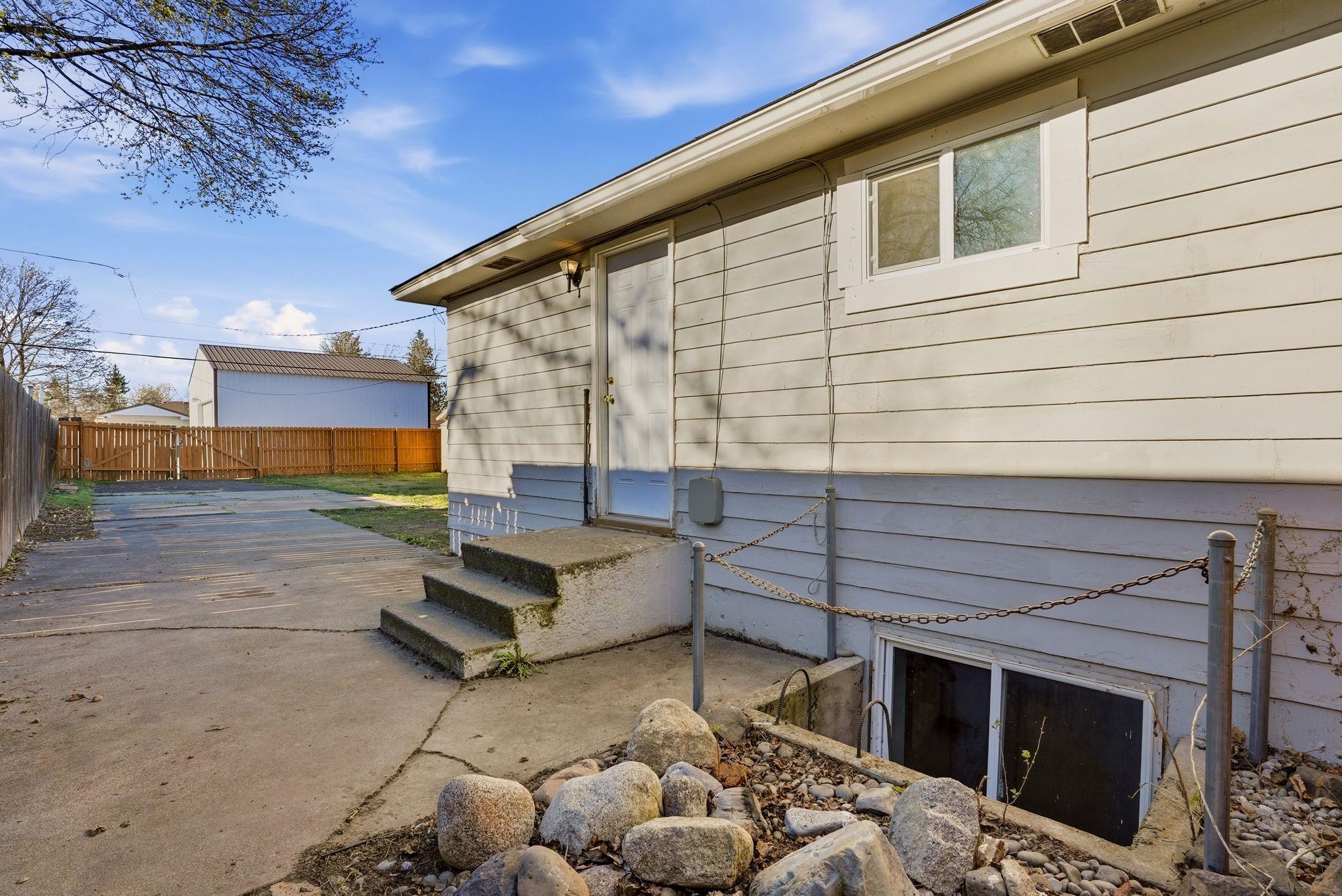 1123 W Decatur Ave - Photo 25