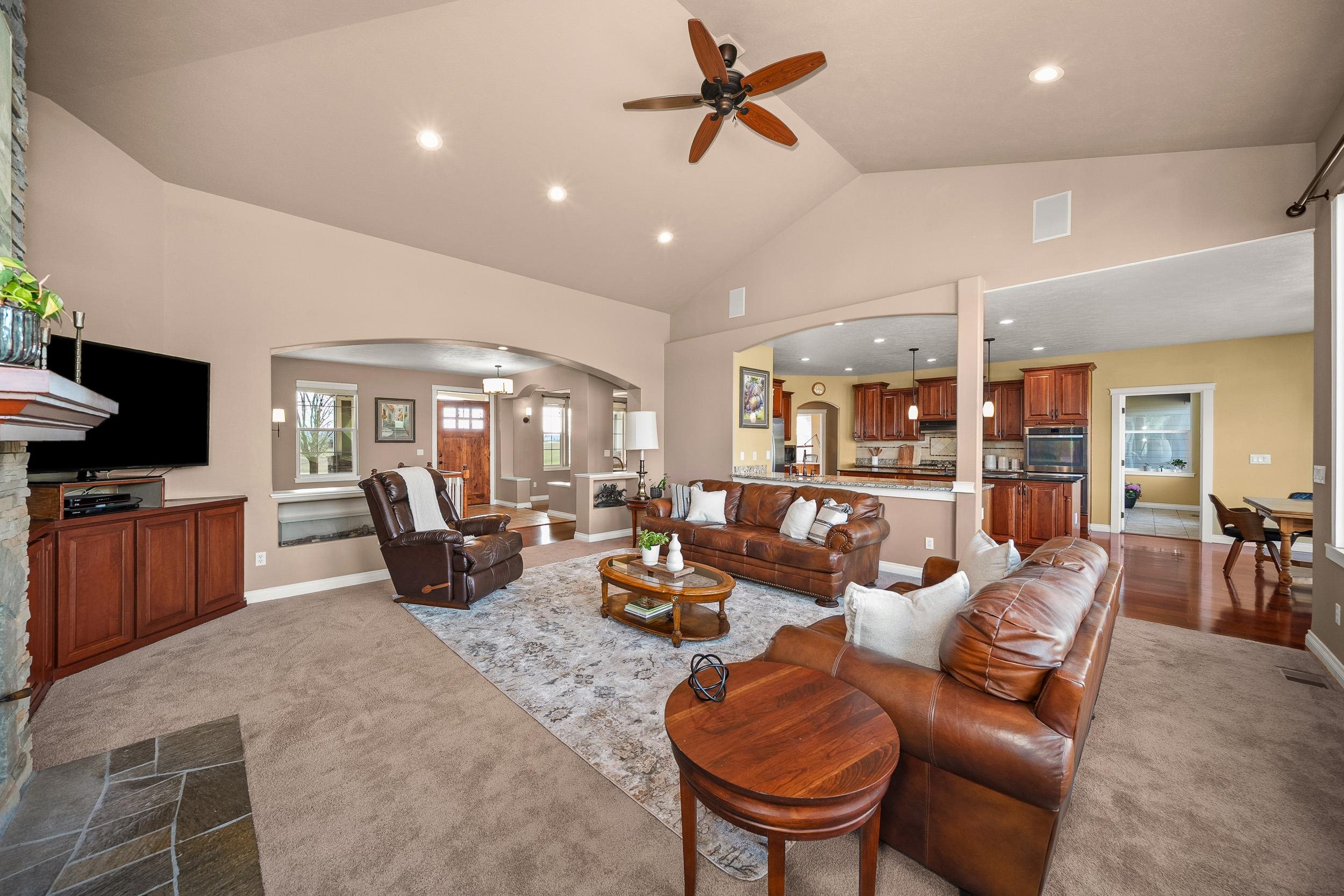 10311 E Peone Landing Ln - Photo 14