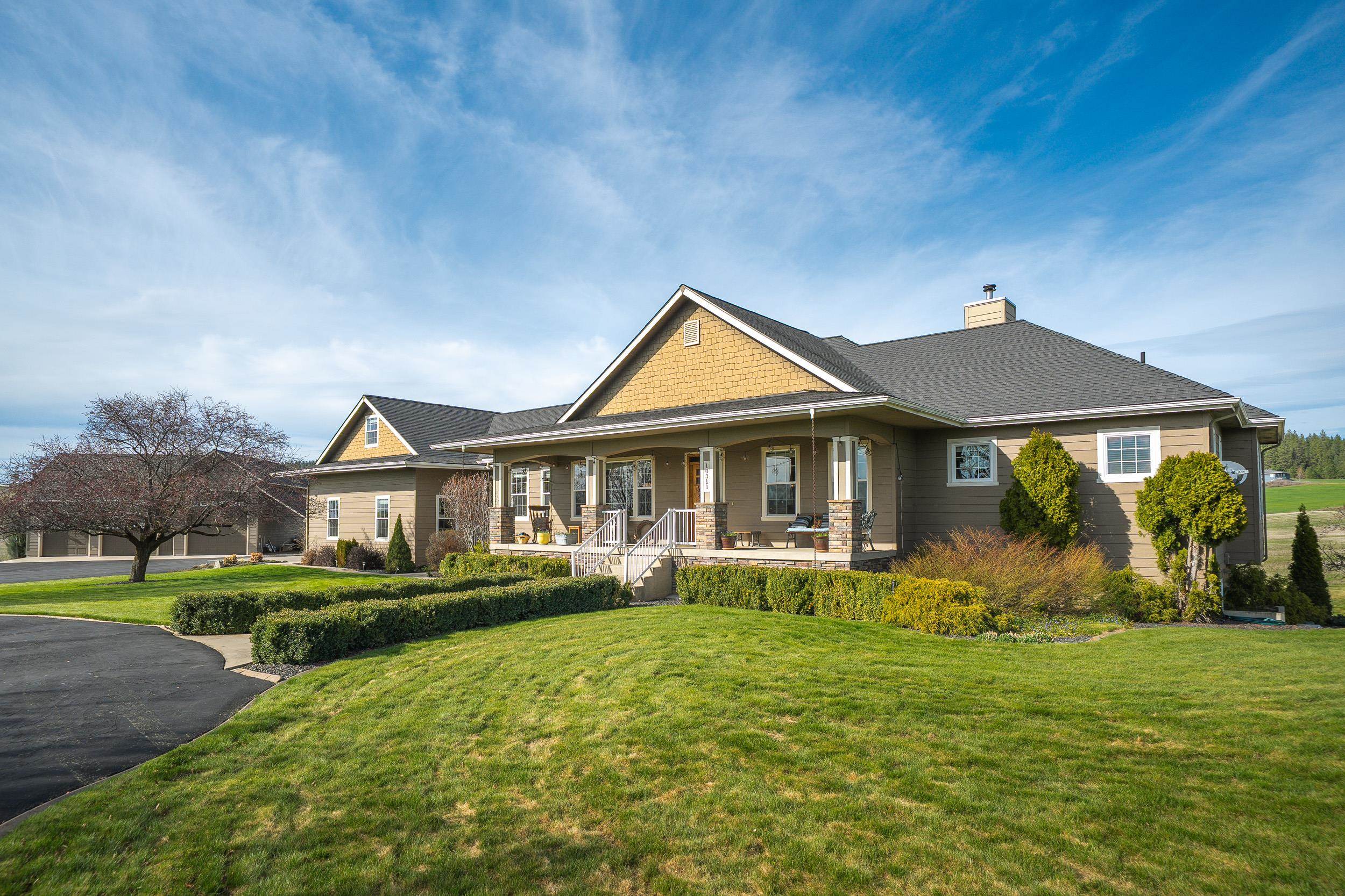 10311 E Peone Landing Ln - Photo 3