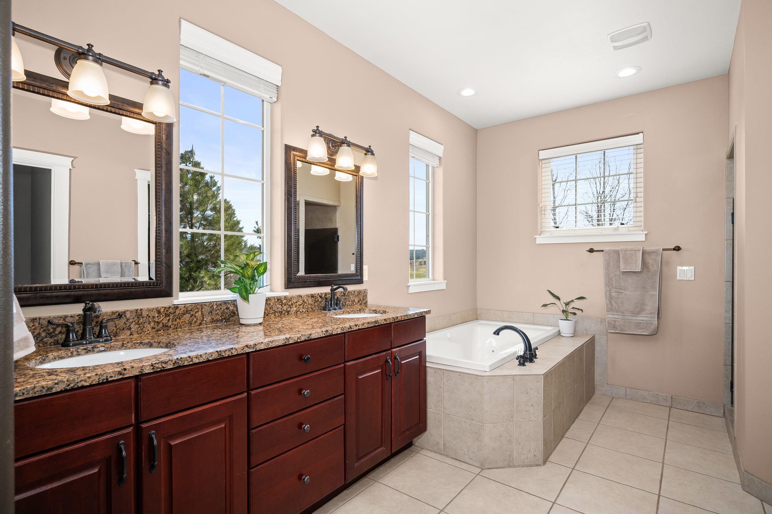 10311 E Peone Landing Ln - Photo 29
