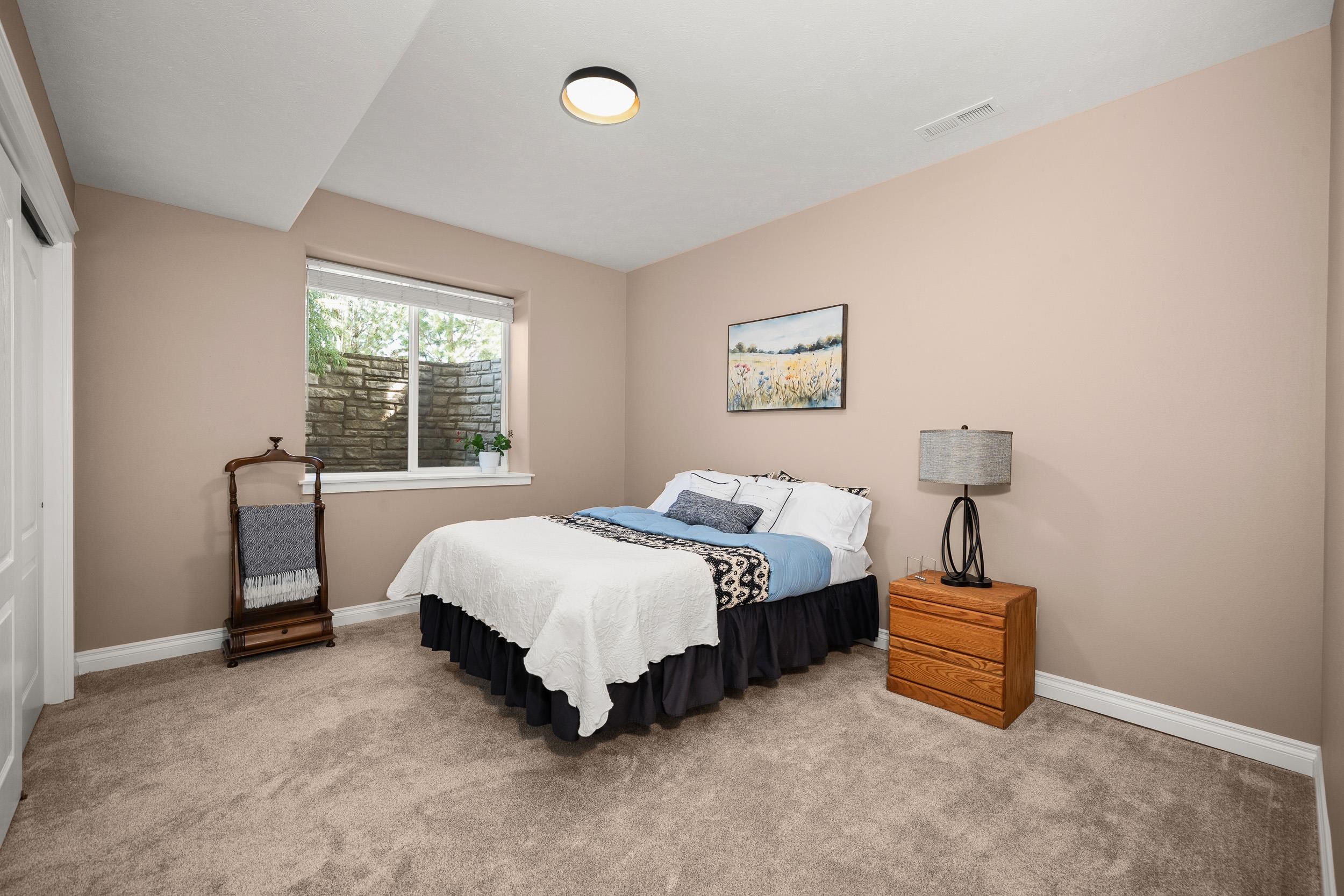 10311 E Peone Landing Ln - Photo 41