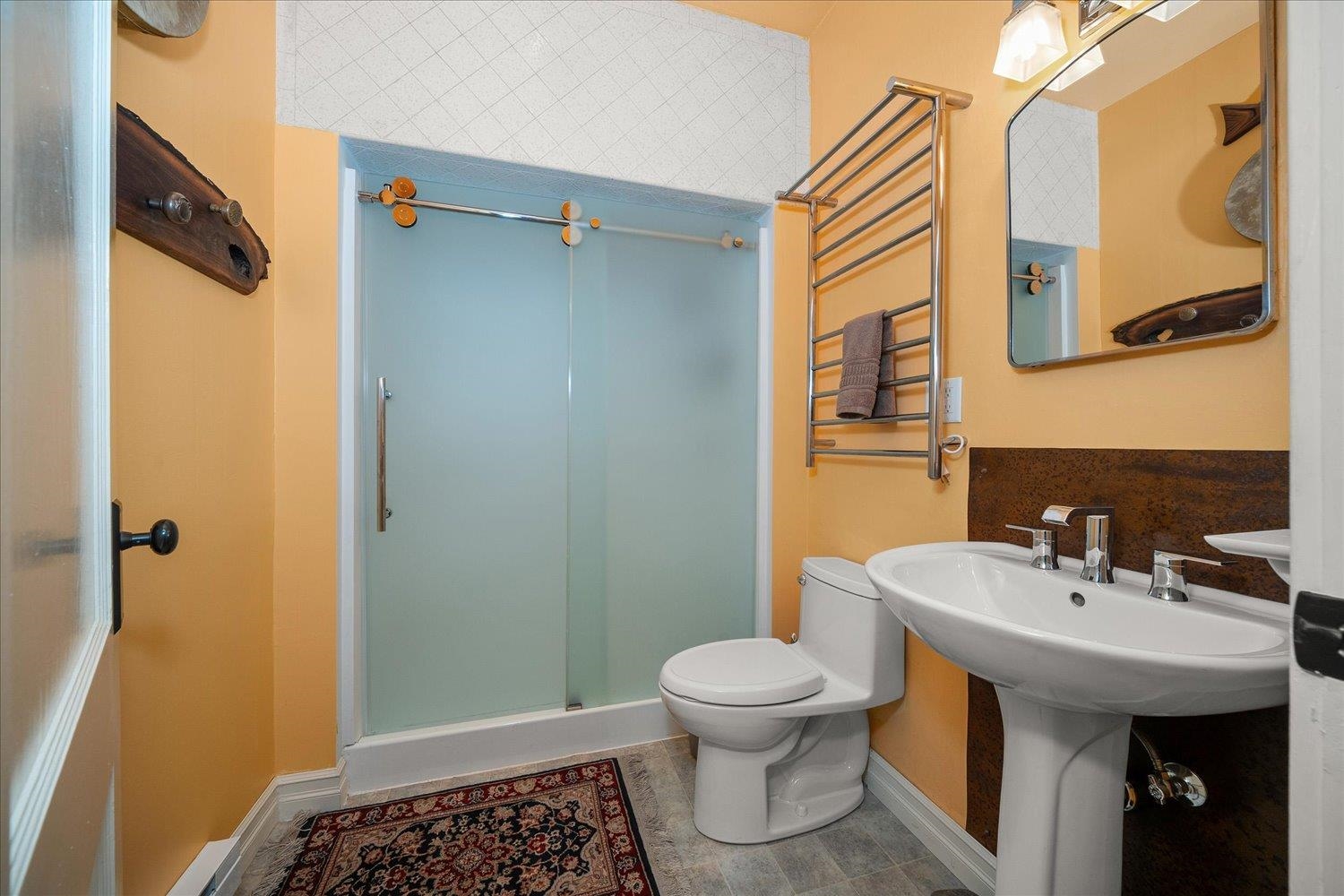 623 E 19TH Ave - Photo 11