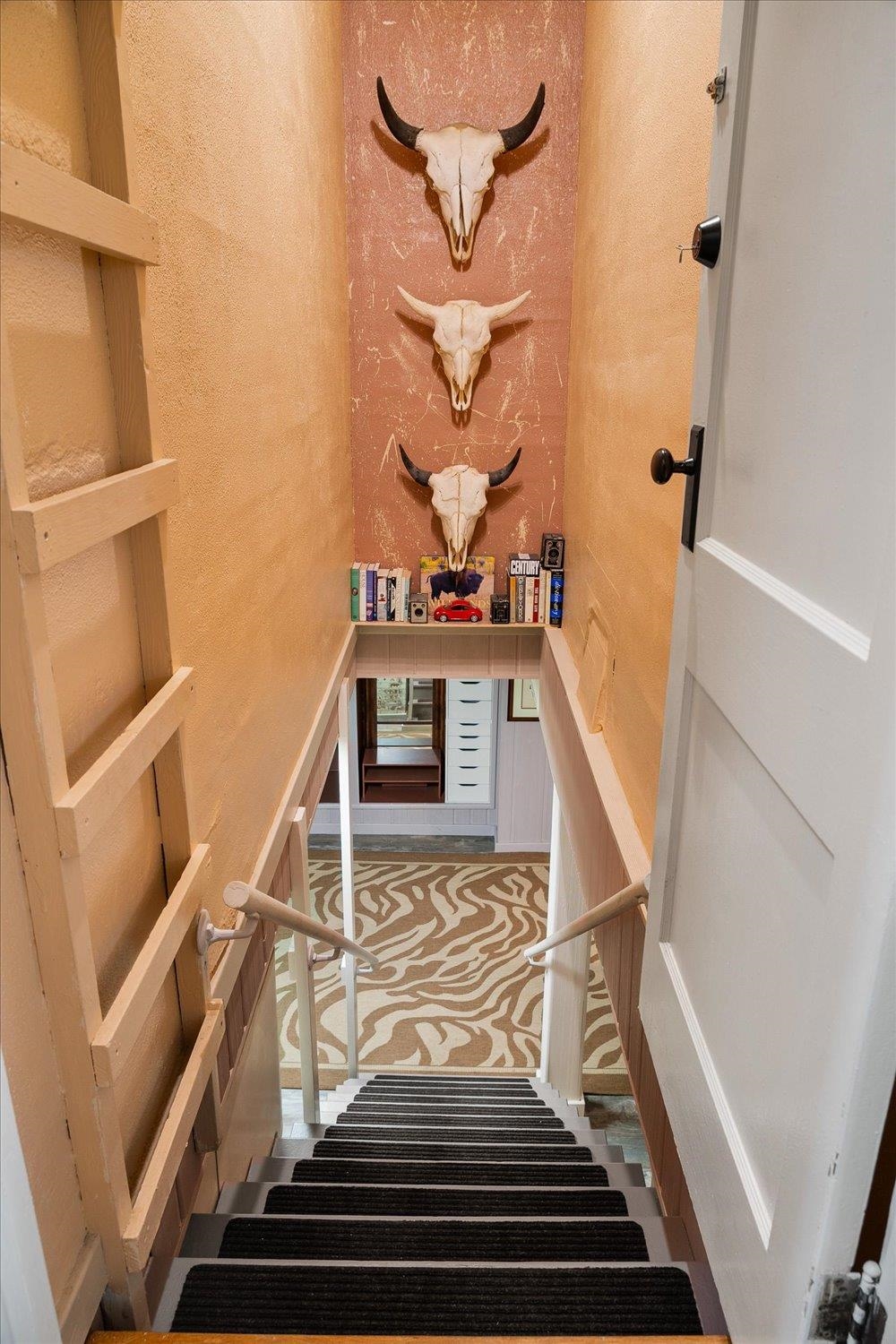 623 E 19TH Ave - Photo 14