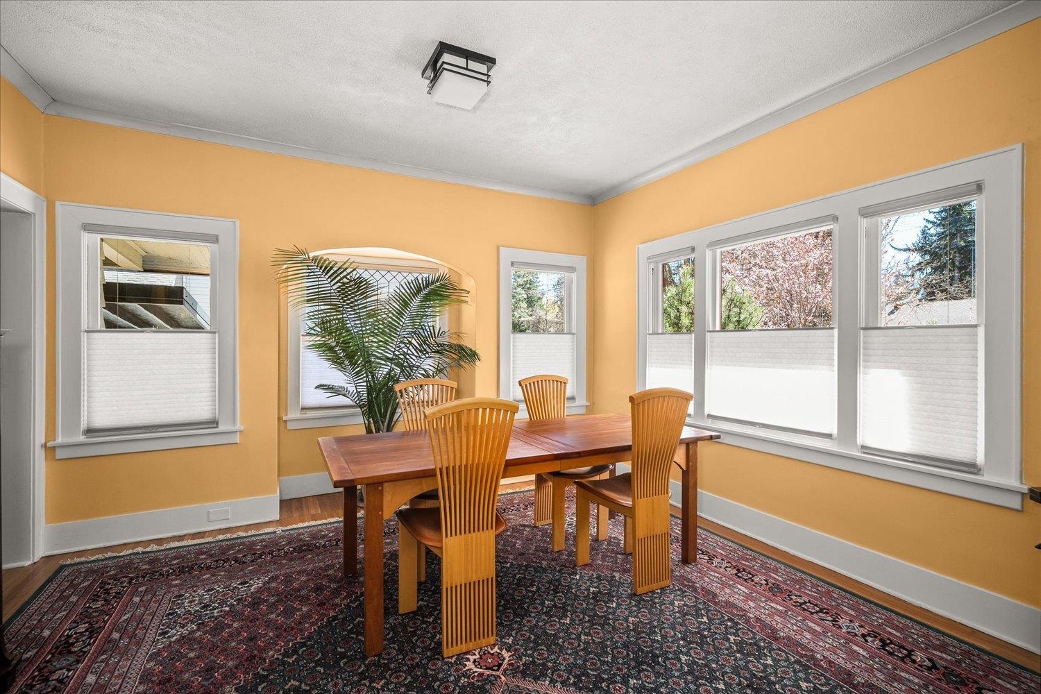 623 E 19TH Ave - Photo 5
