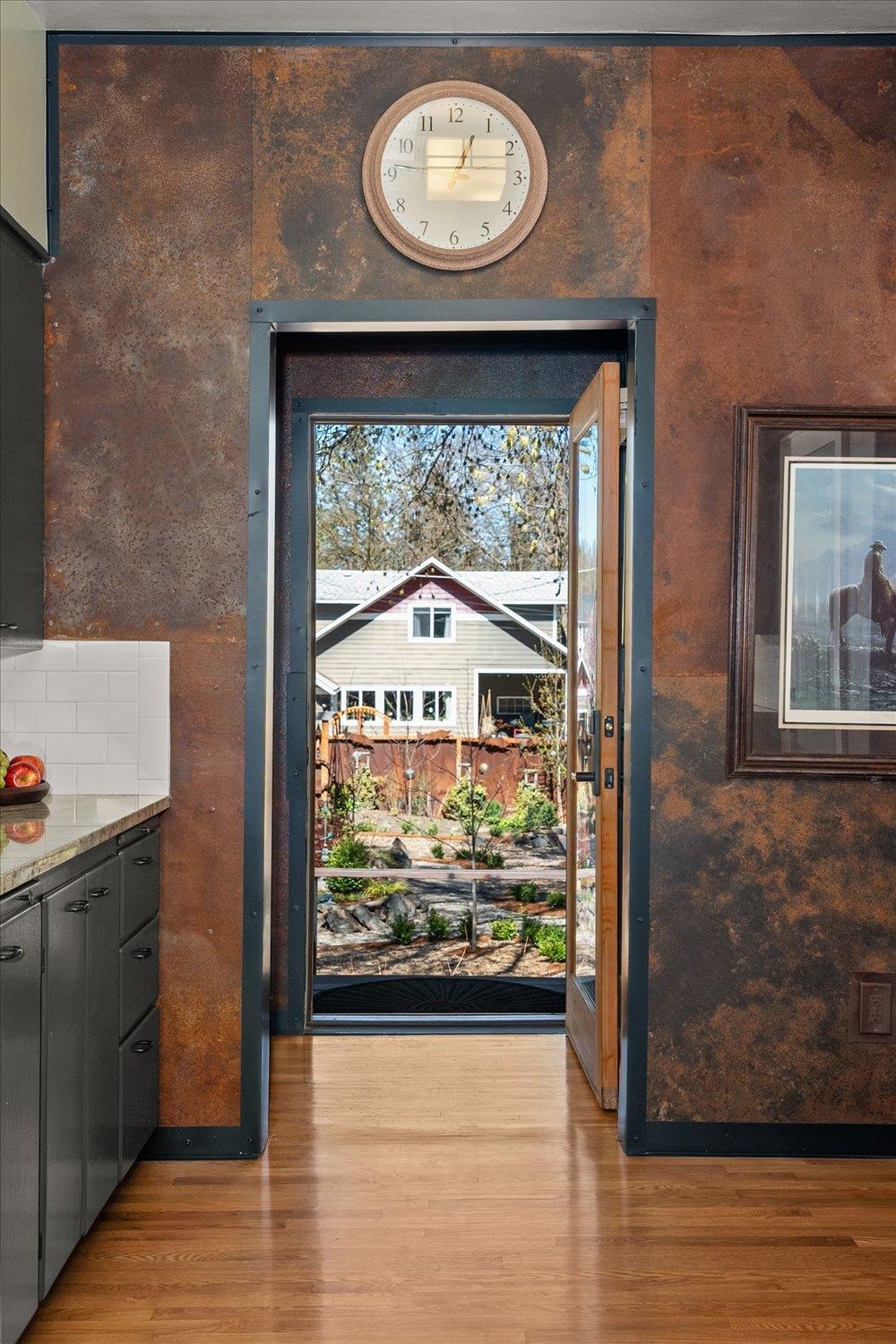 623 E 19TH Ave - Photo 8