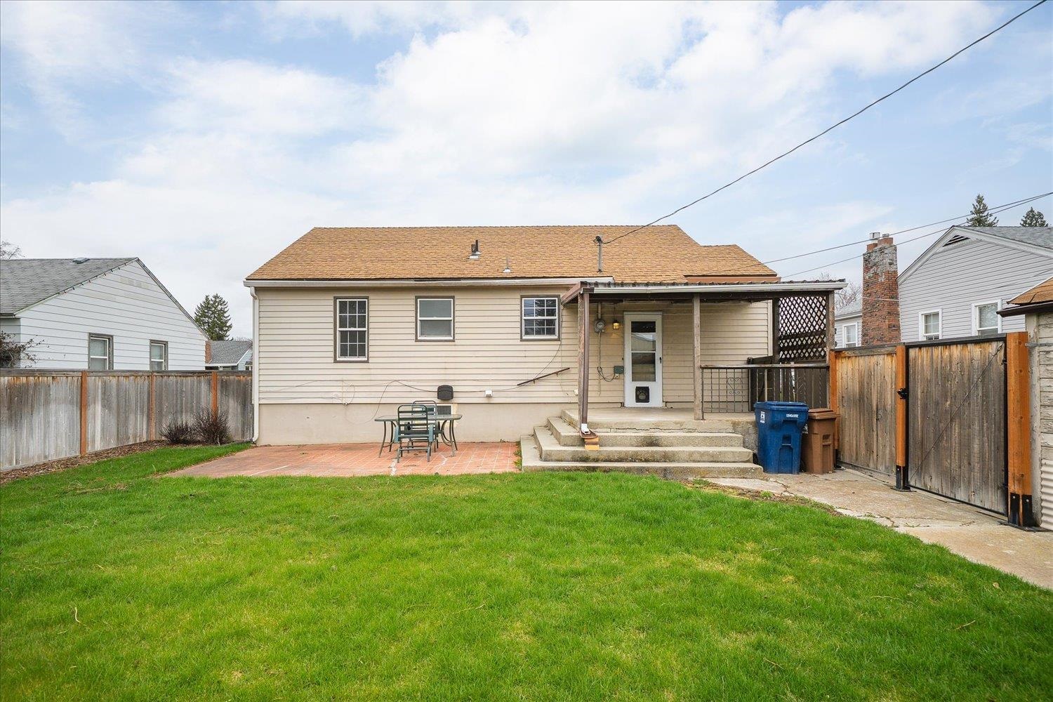 2615 W Walton Ave - Photo 34
