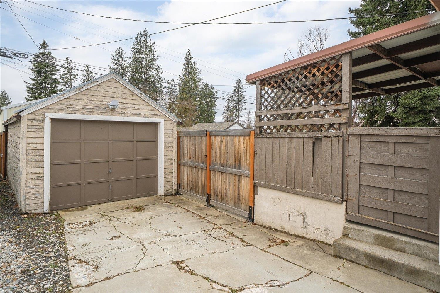 2615 W Walton Ave - Photo 40