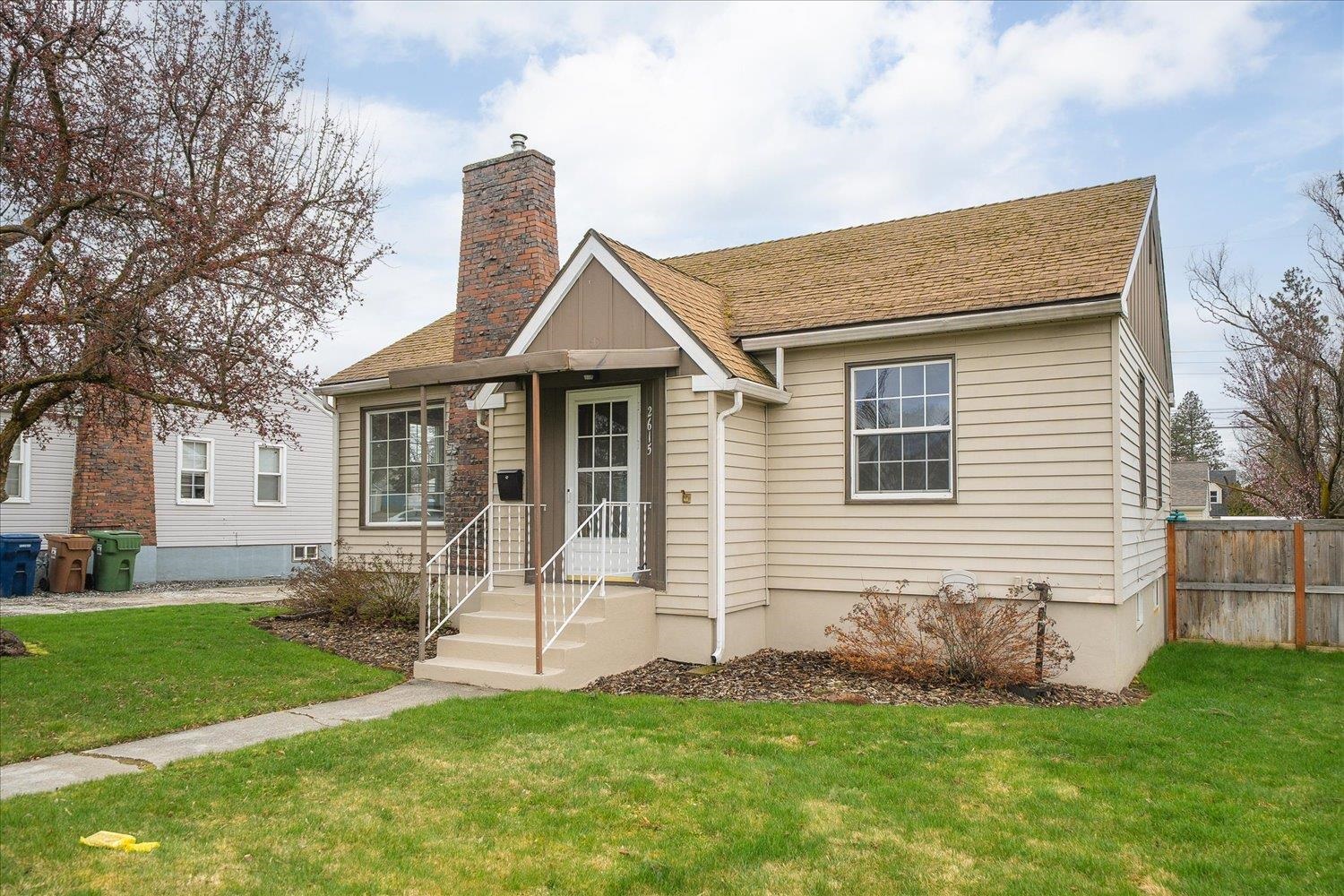 2615 W Walton Ave - Photo 6