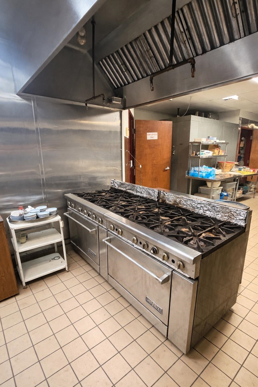 1227 N Division St - Photo 2