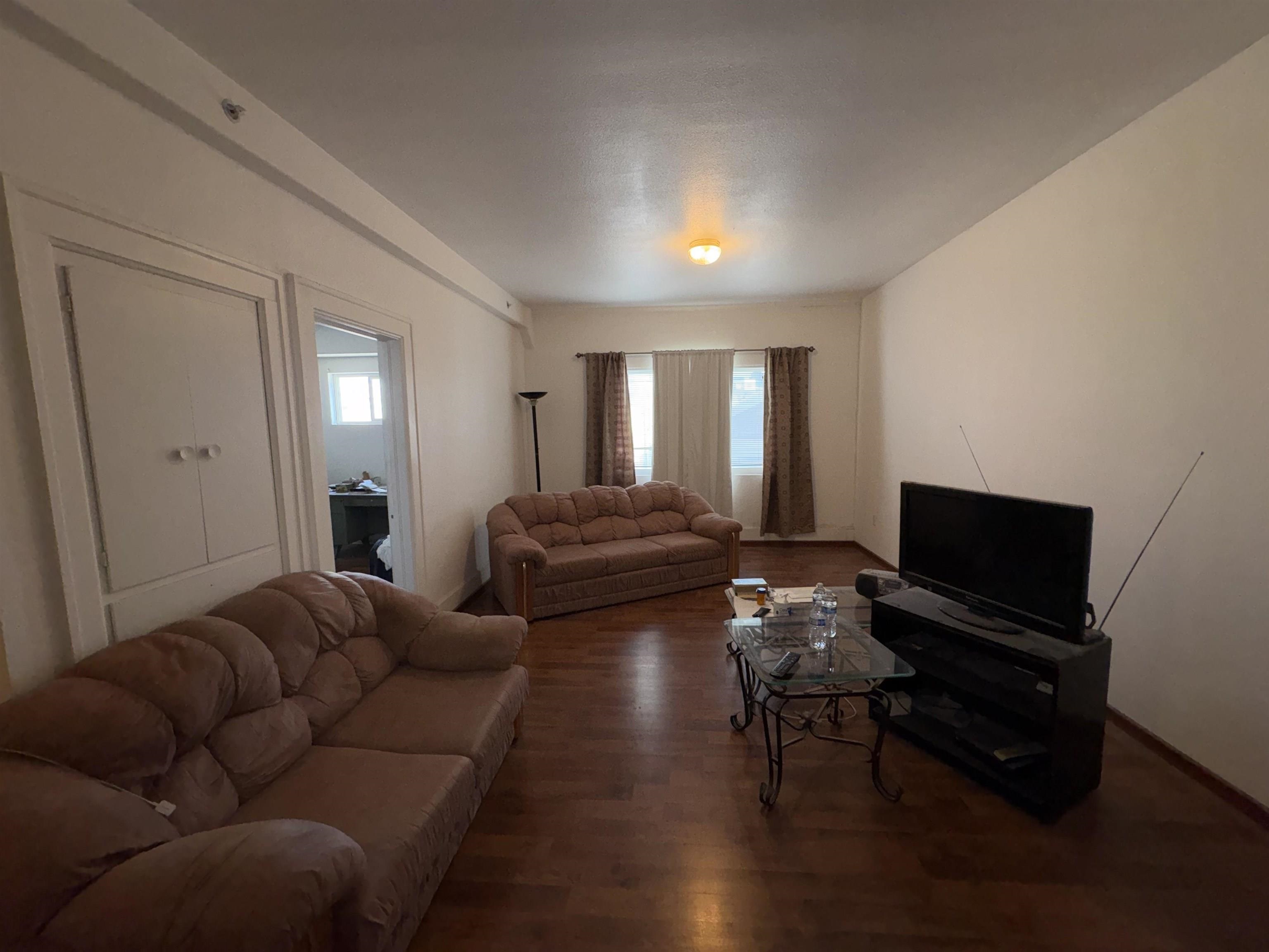 1227 N Division St - Photo 19
