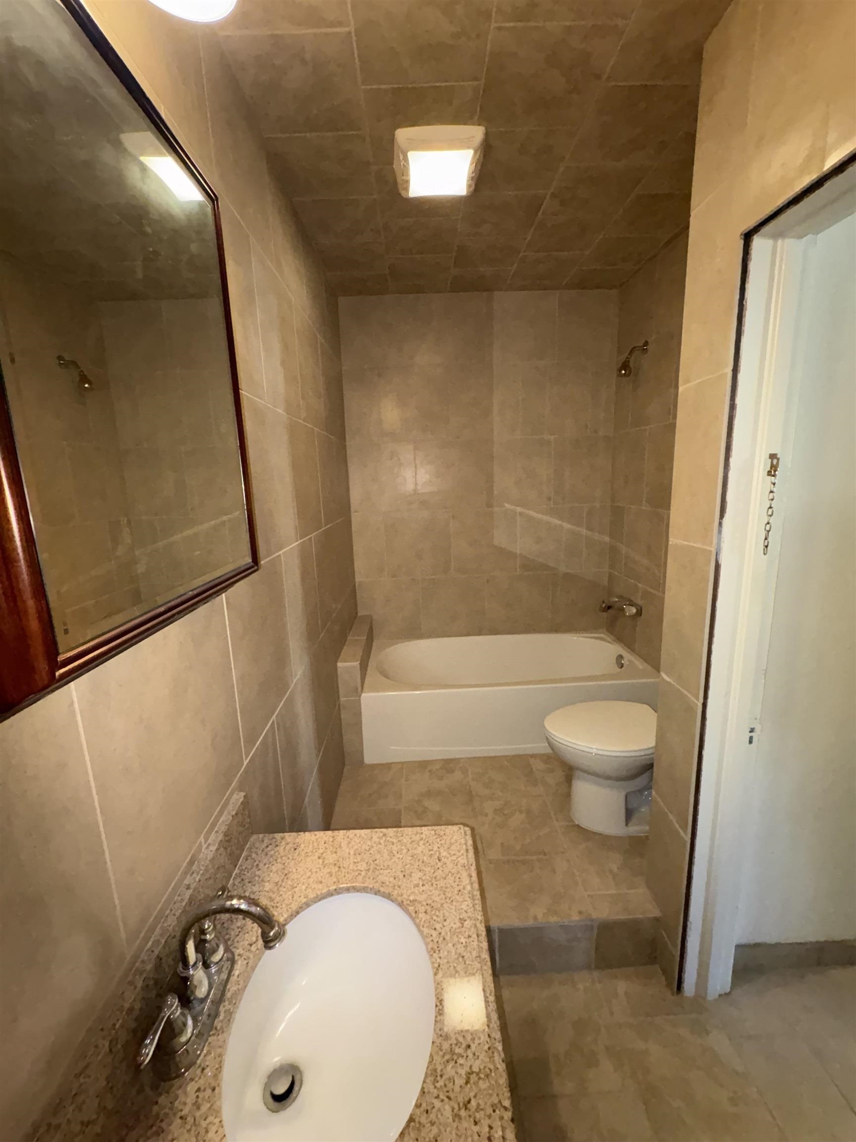 1227 N Division St - Photo 32