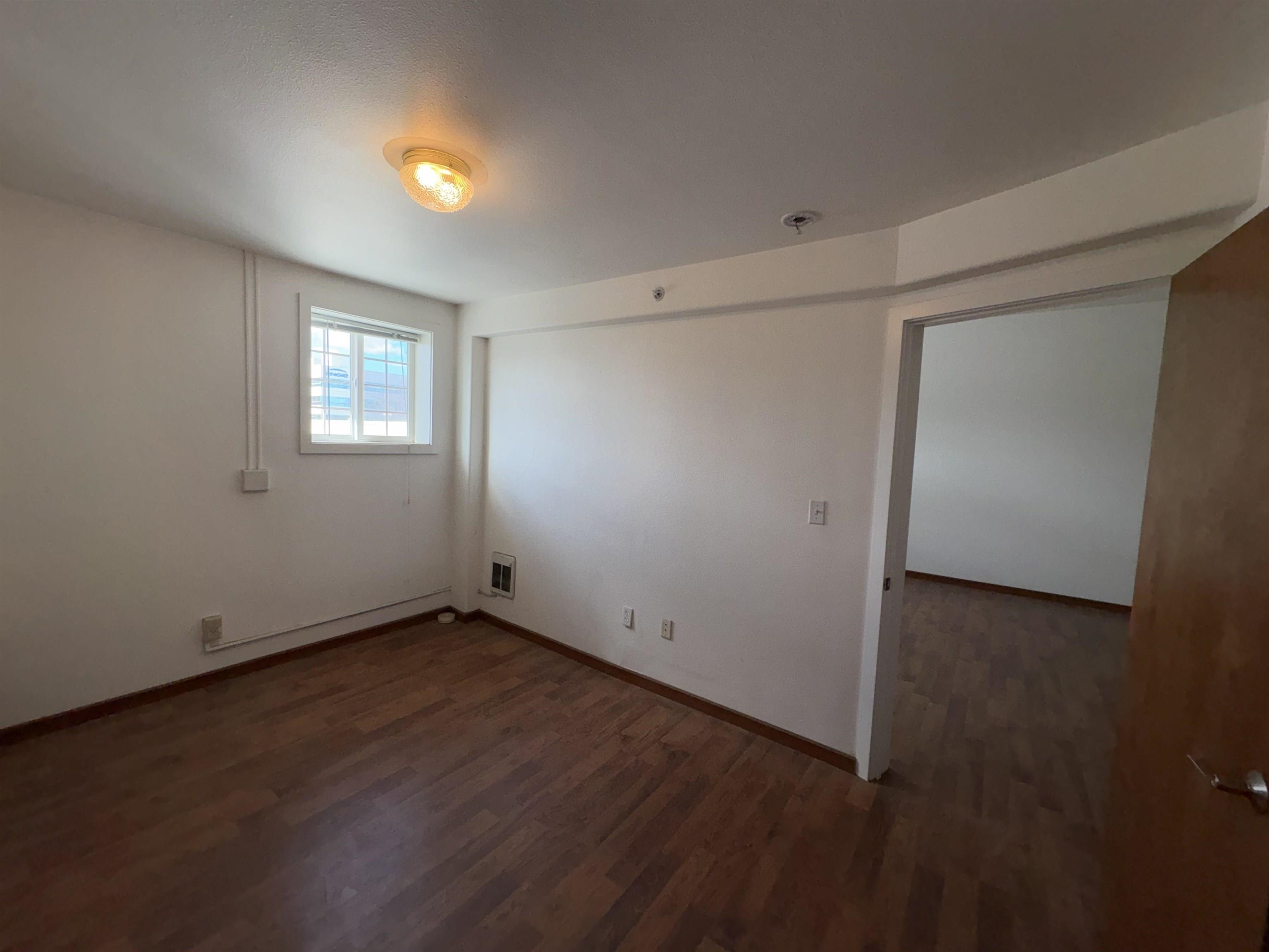 1227 N Division St - Photo 35