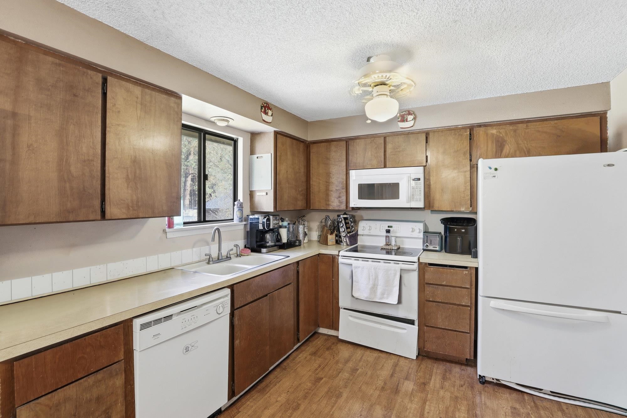 15220 N Ferrall St - Photo 6