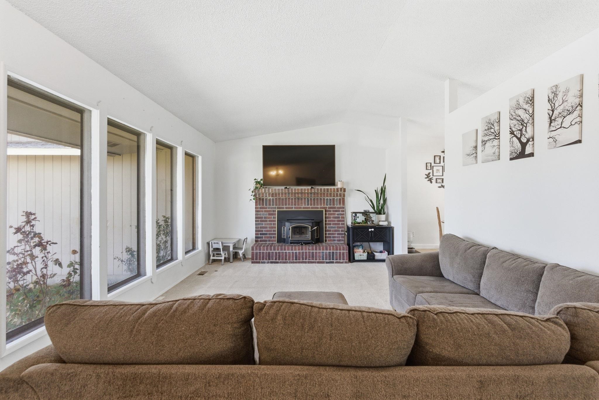 1214 S Saint Charles Rd - Photo 5