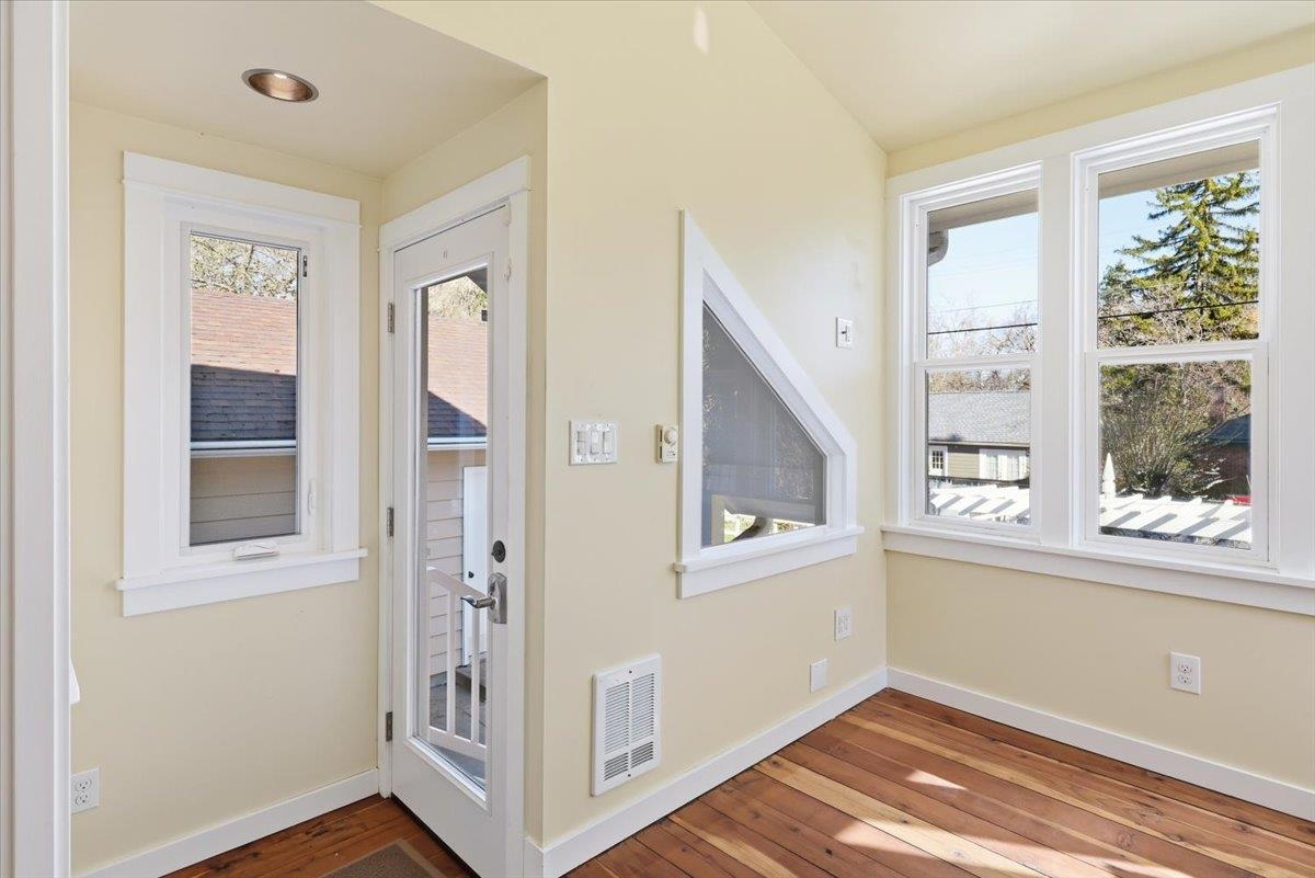 618 W 25th Ave - Photo 12