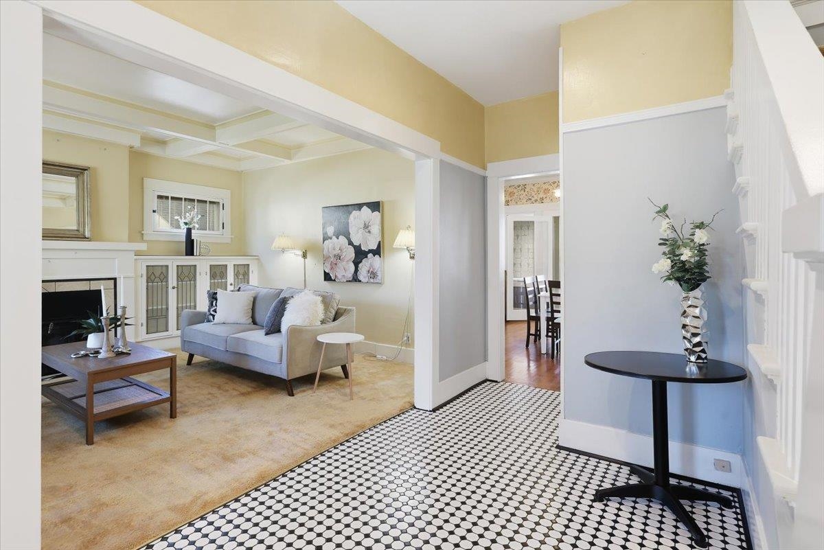 618 W 25th Ave - Photo 4