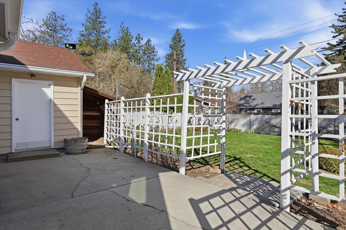 618 W 25th Ave - Photo 37