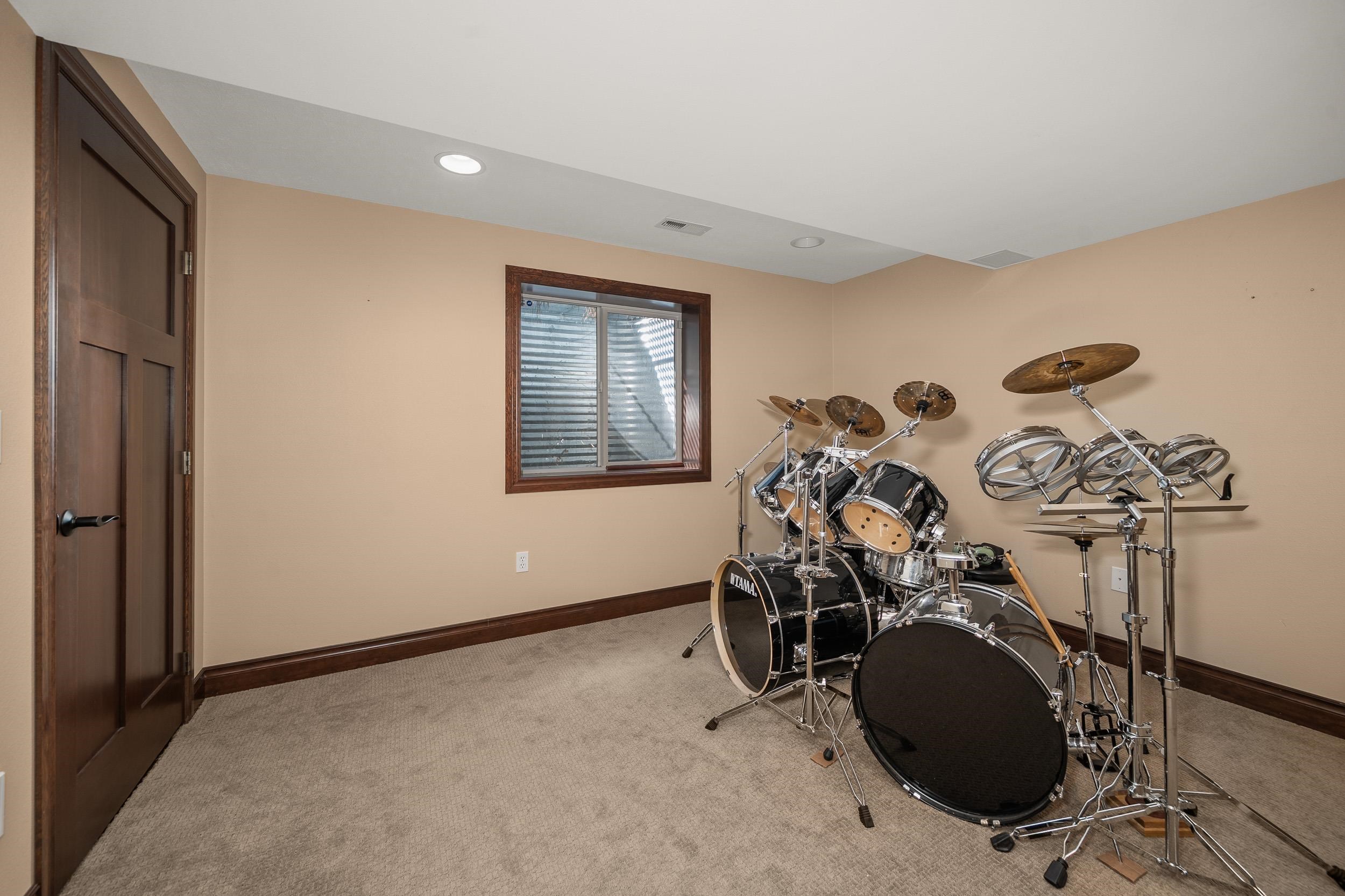 17615 N Kimberly Rd - Photo 43