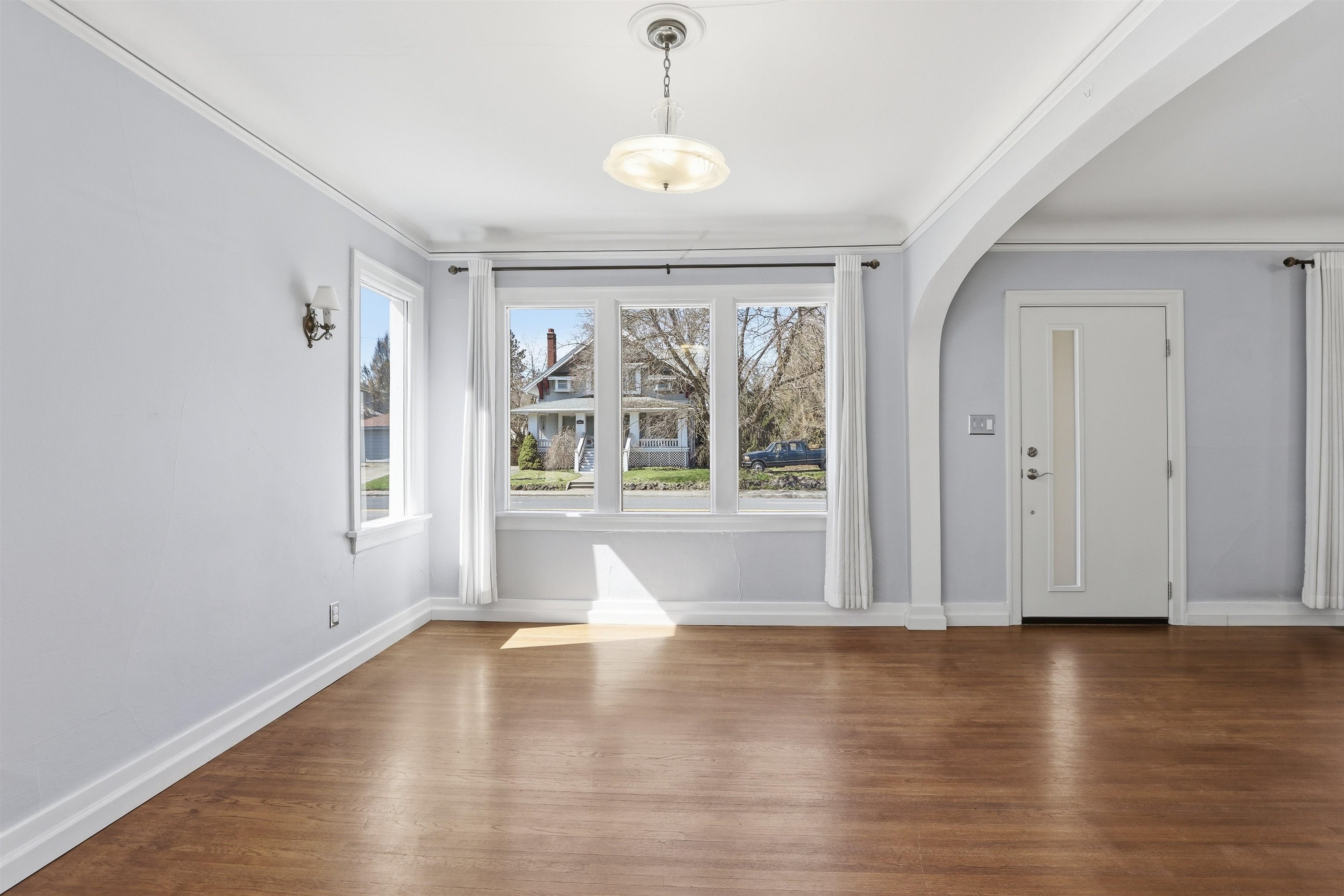 1317 S Grove St - Photo 16