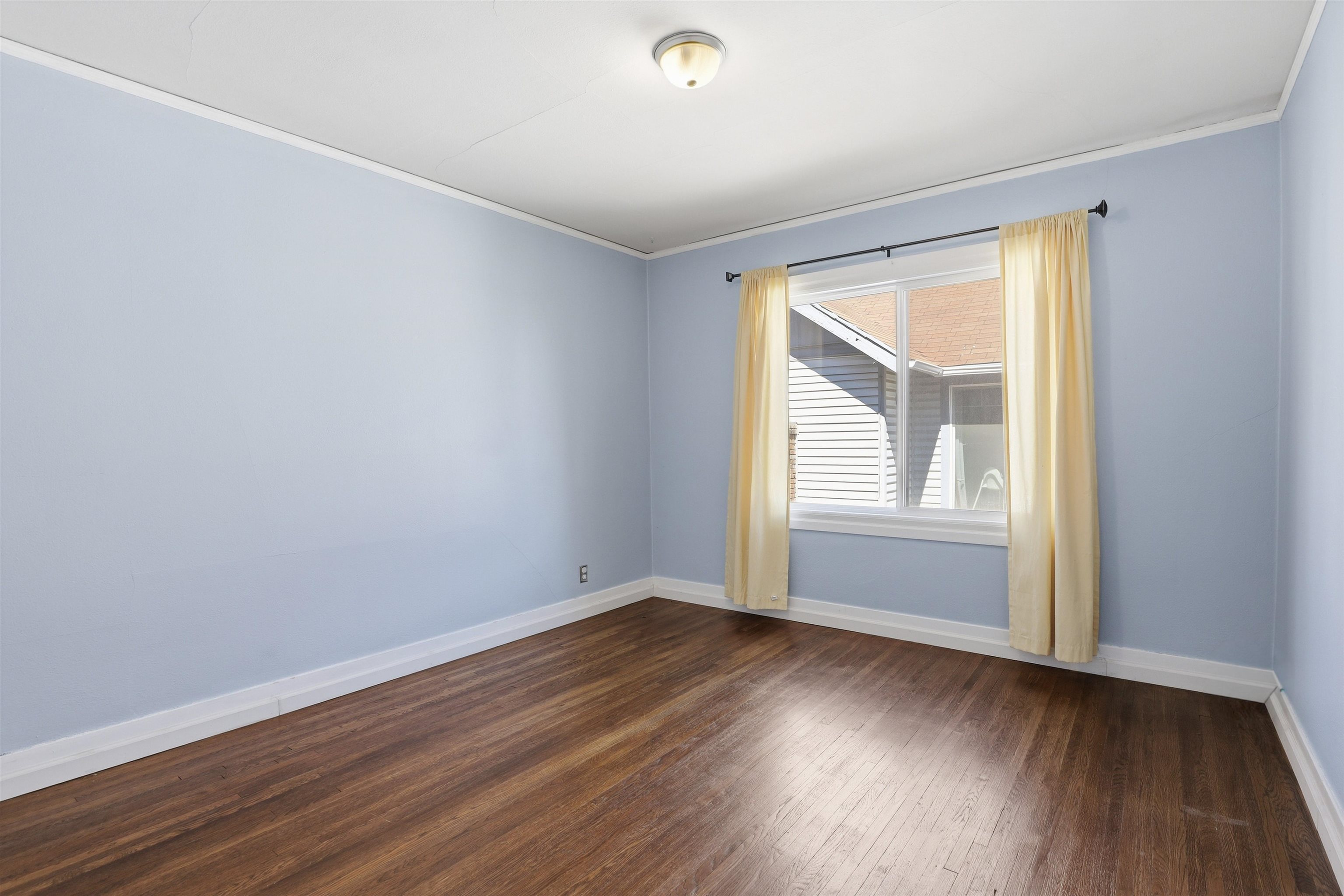 1317 S Grove St - Photo 27