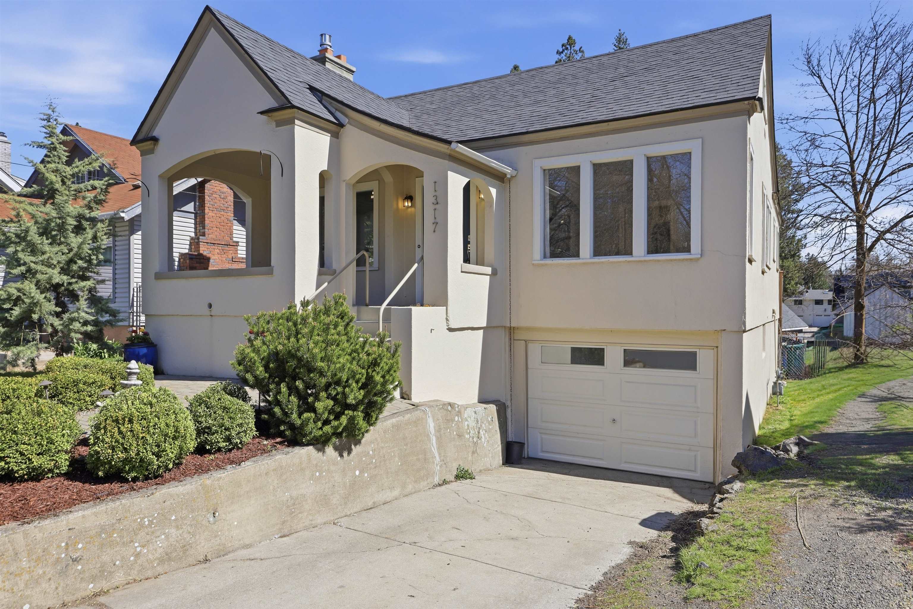 1317 S Grove St - Photo 39