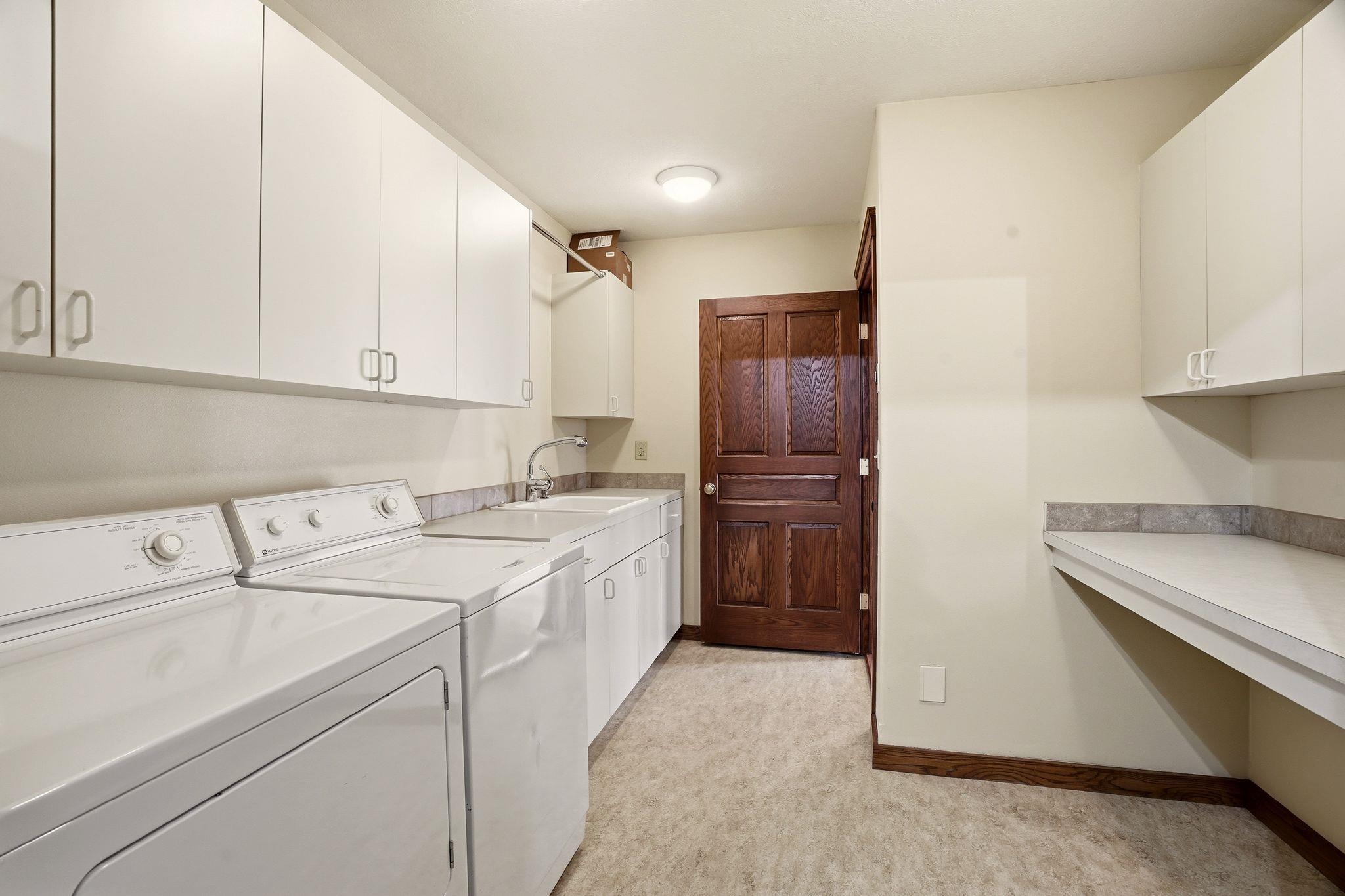 7618 E Hodin Dr - Photo 33