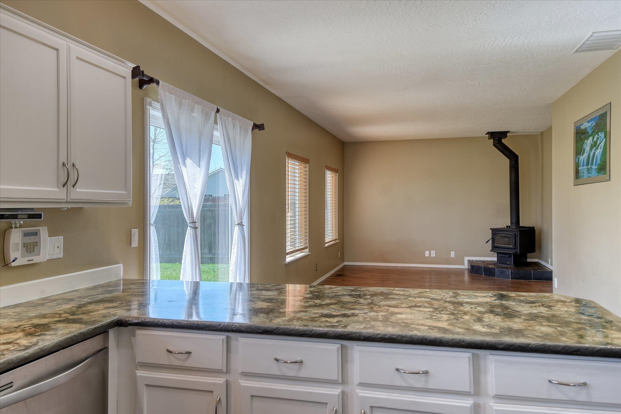 1803 W Maxine Ave - Photo 20