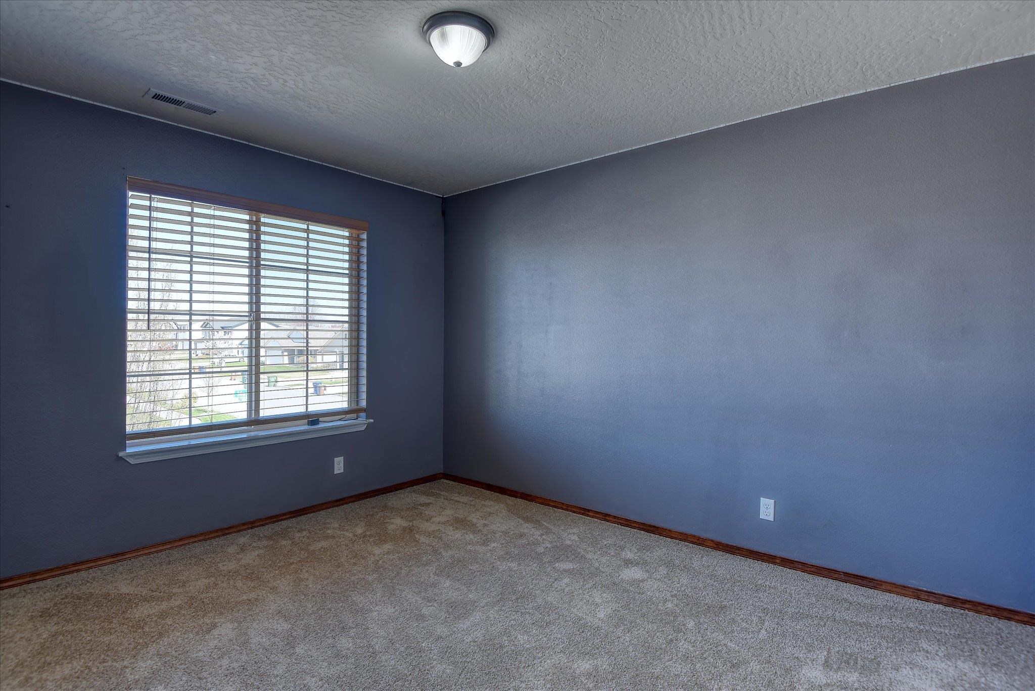 1803 W Maxine Ave - Photo 32