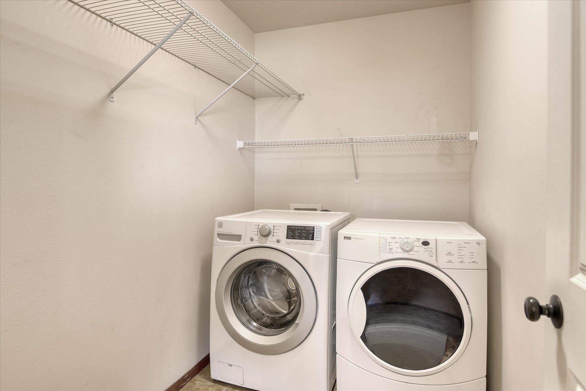 1803 W Maxine Ave - Photo 34