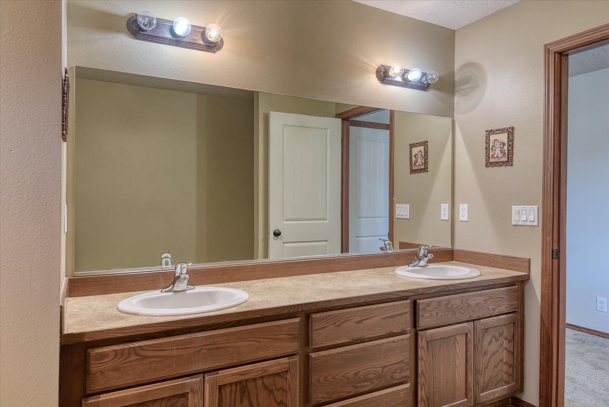 1803 W Maxine Ave - Photo 39