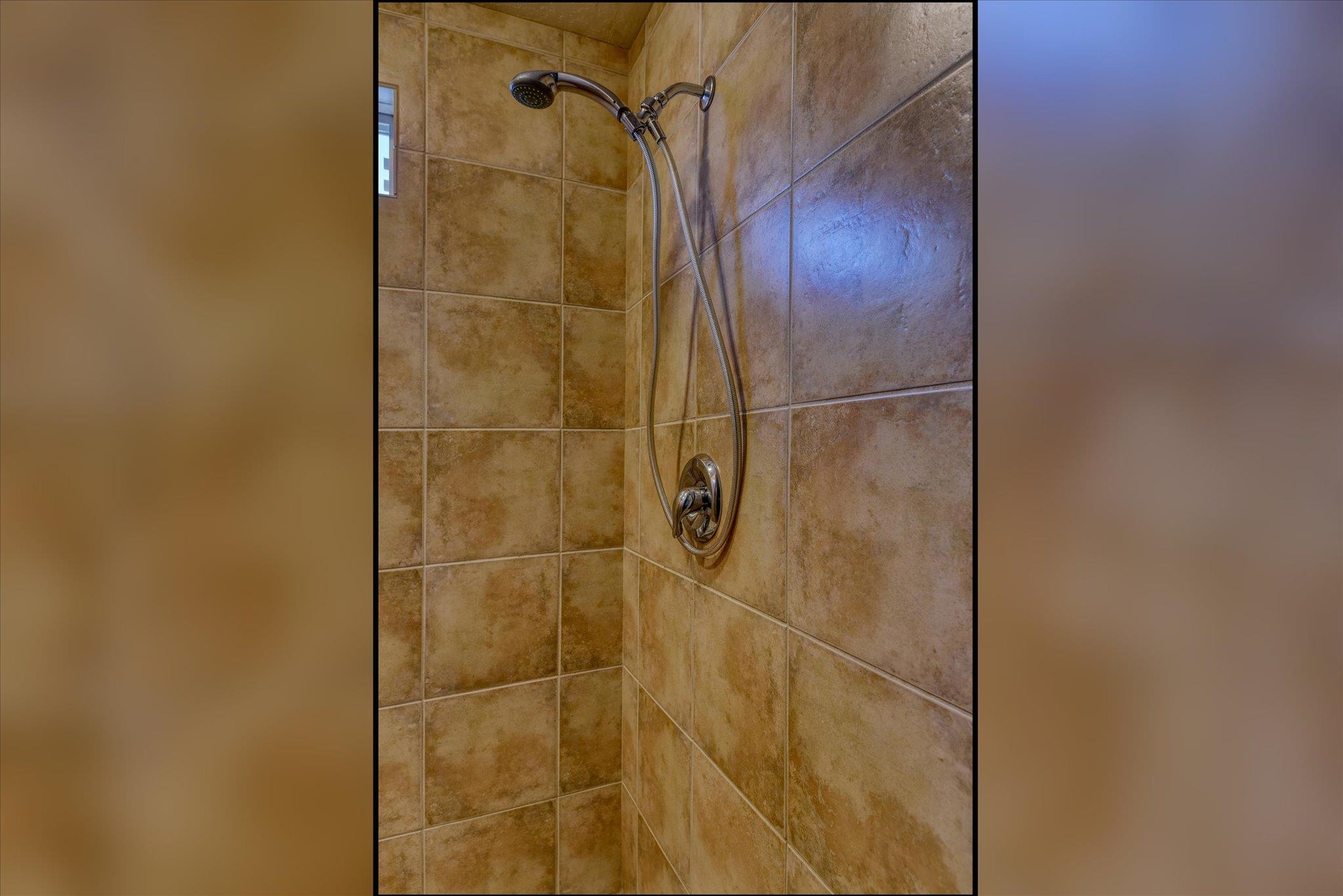 1803 W Maxine Ave - Photo 41