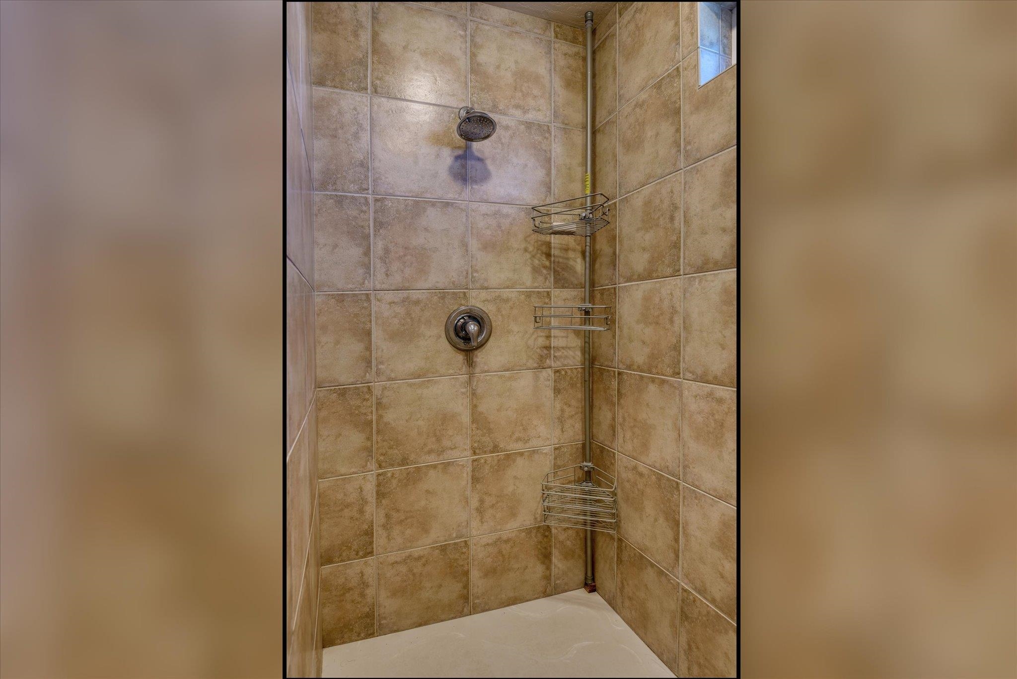 1803 W Maxine Ave - Photo 42