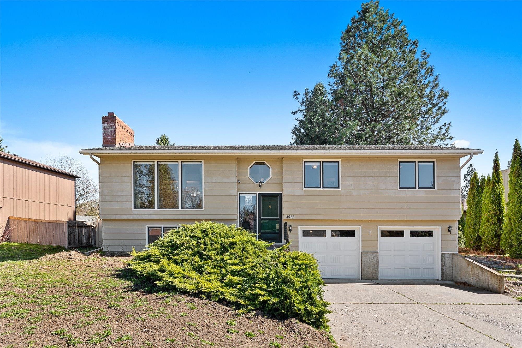 4022 E Sumac Dr - Photo 1