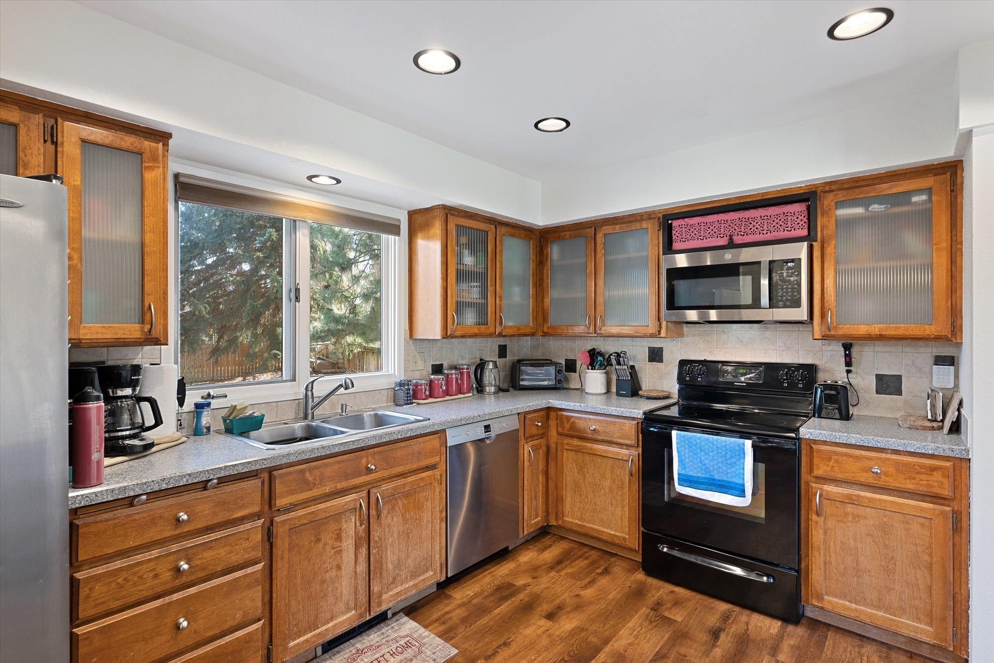 4022 E Sumac Dr - Photo 8
